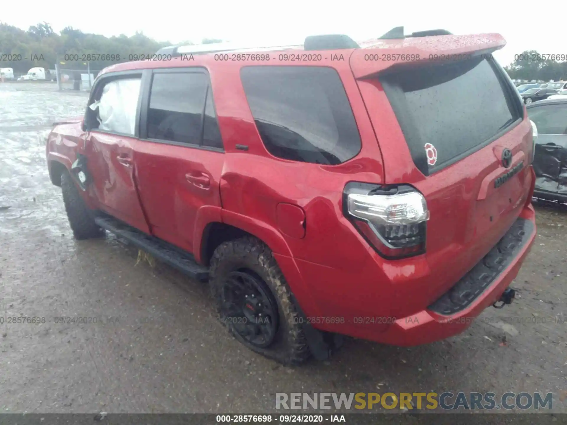 3 Фотография поврежденного автомобиля JTEBU5JRXK5612389 TOYOTA 4RUNNER 2019