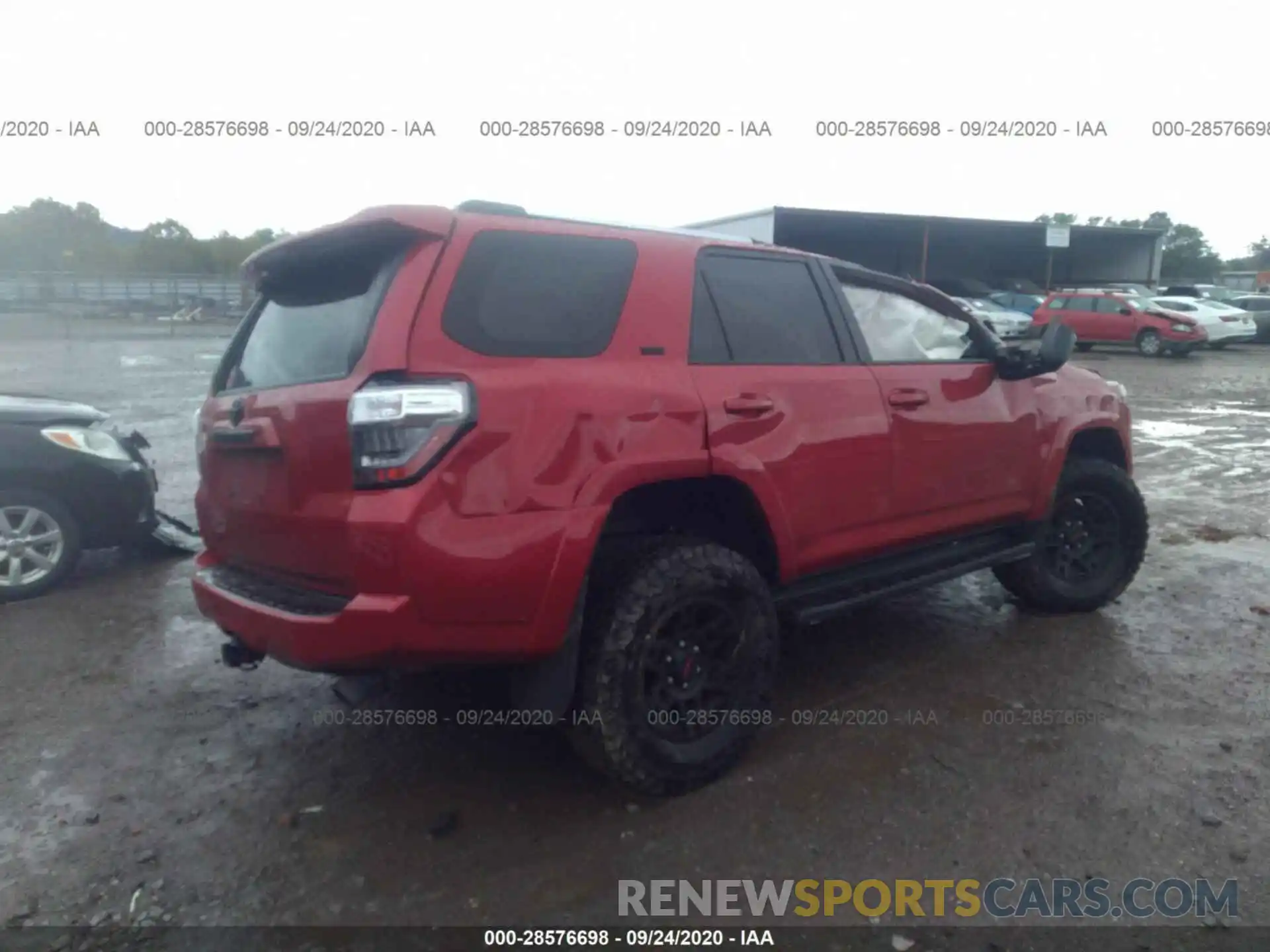 4 Фотография поврежденного автомобиля JTEBU5JRXK5612389 TOYOTA 4RUNNER 2019