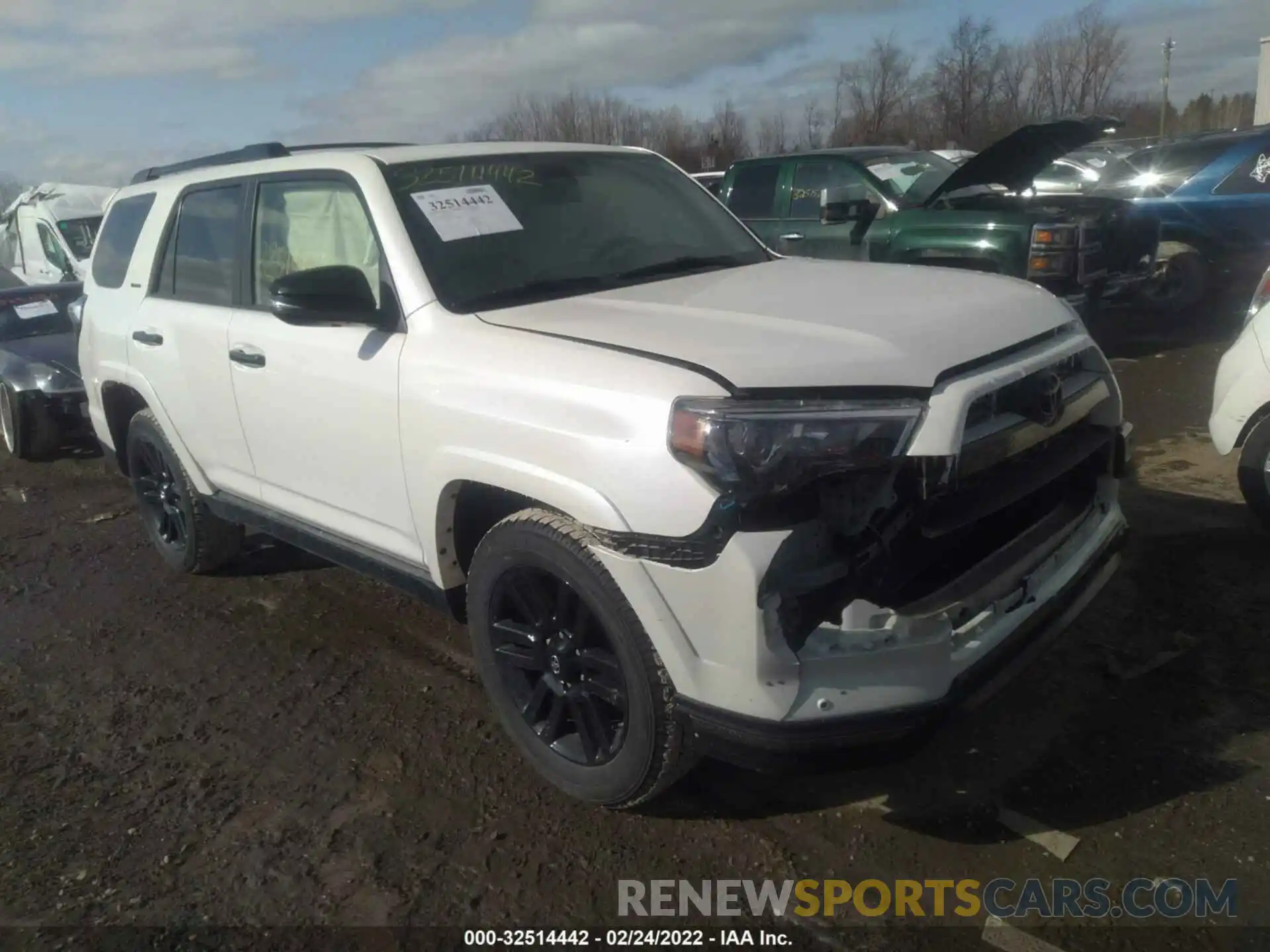 1 Photograph of a damaged car JTEBU5JRXK5614644 TOYOTA 4RUNNER 2019