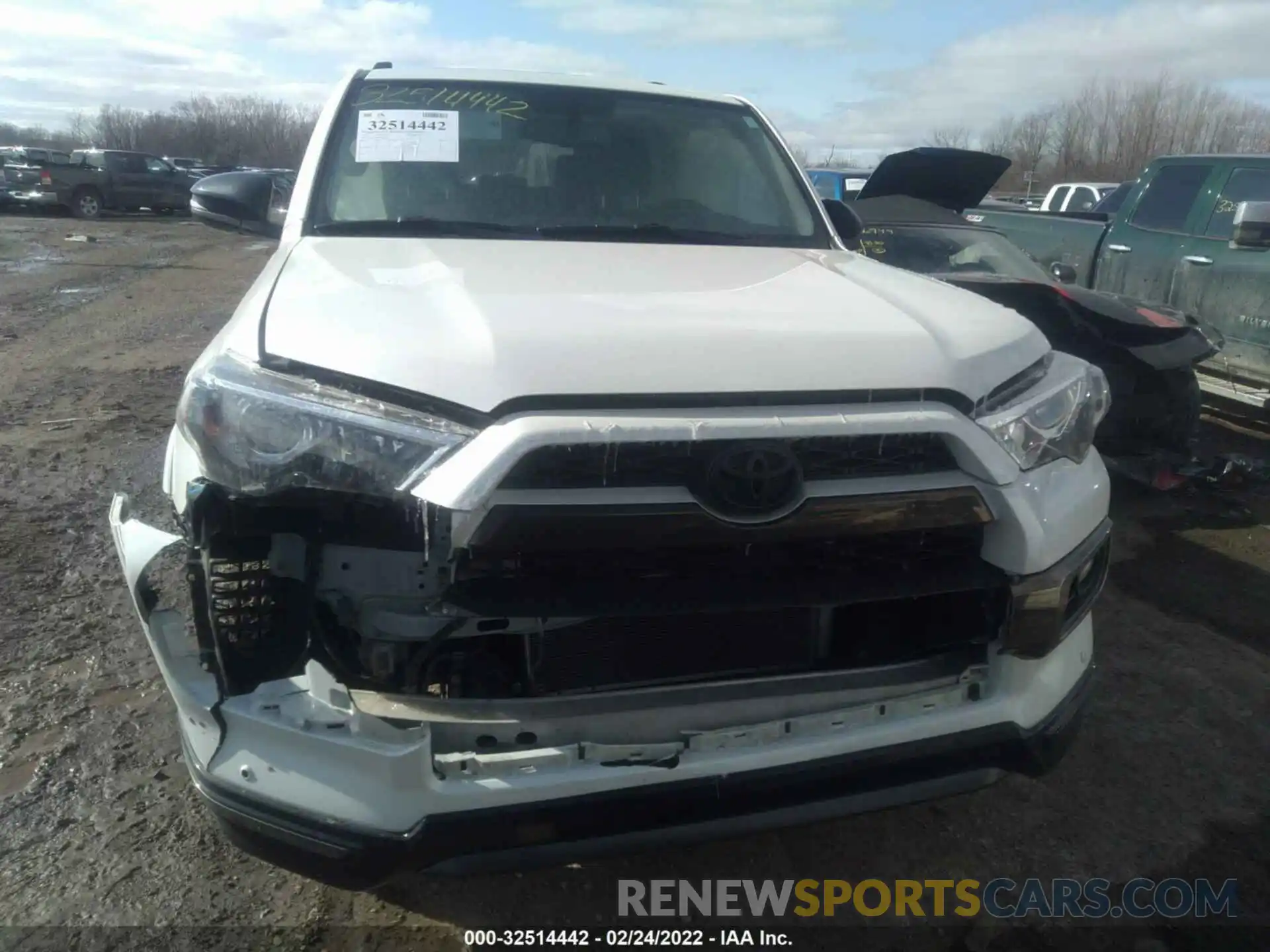 6 Photograph of a damaged car JTEBU5JRXK5614644 TOYOTA 4RUNNER 2019