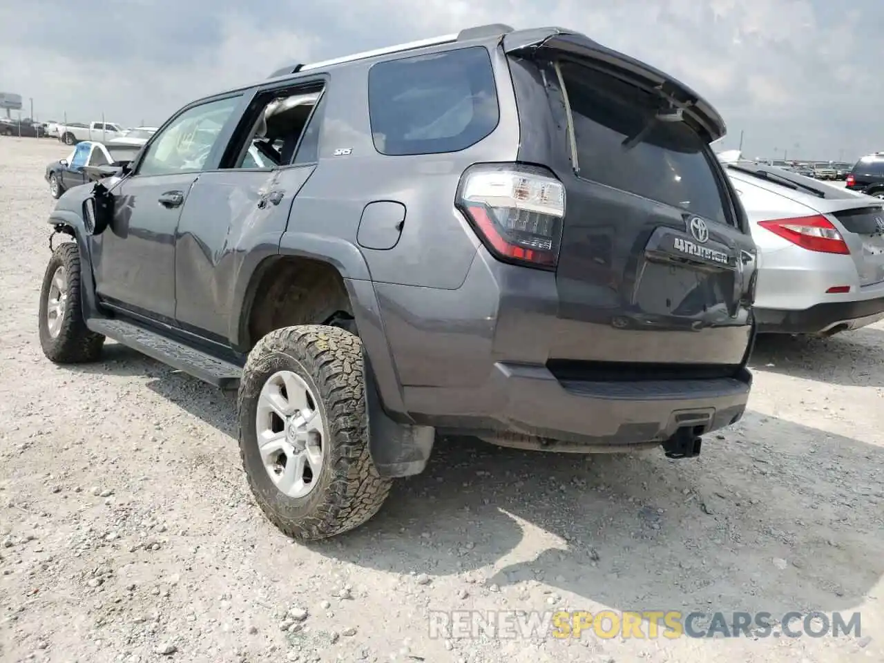 3 Photograph of a damaged car JTEBU5JRXK5614773 TOYOTA 4RUNNER 2019