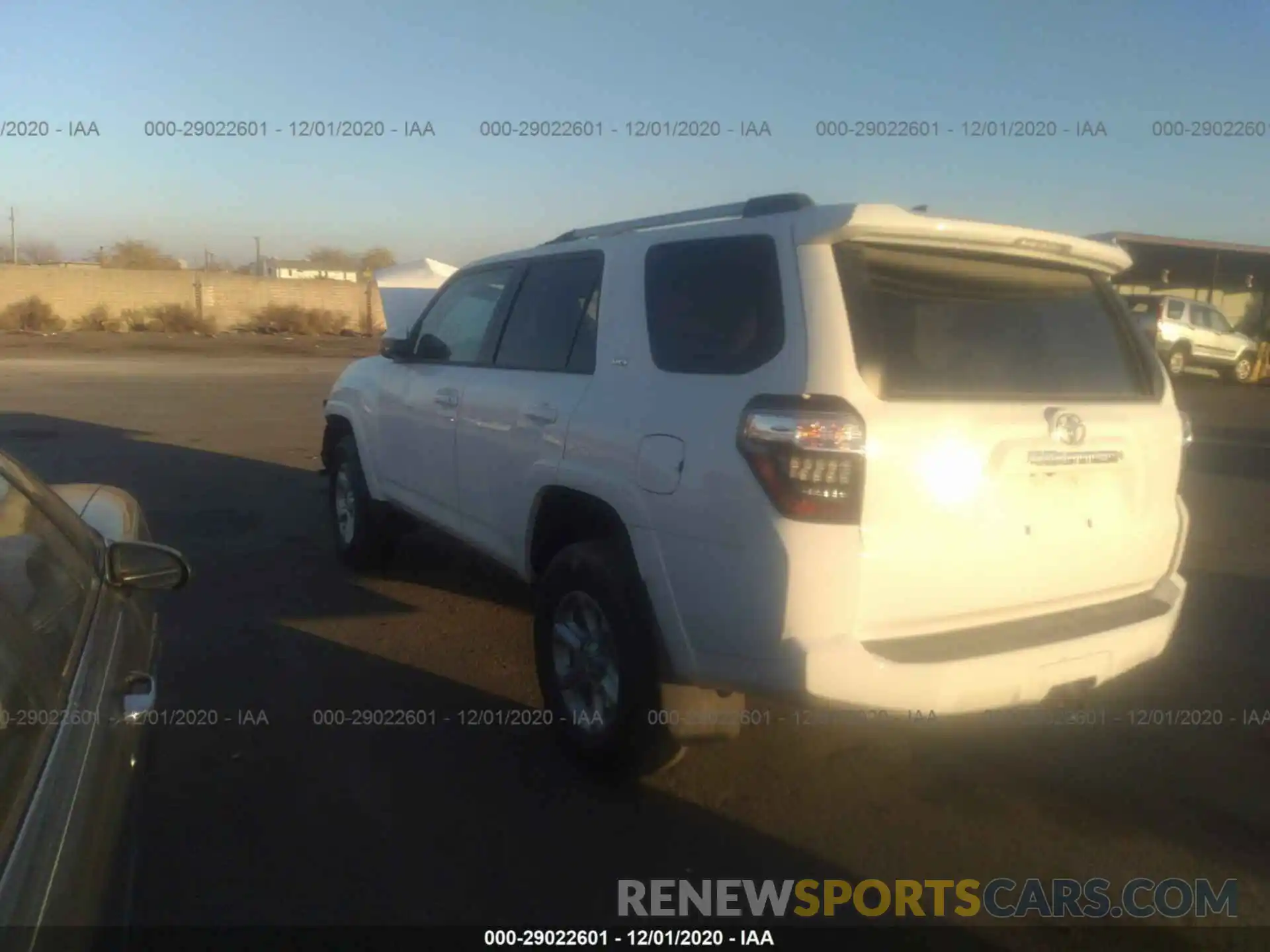 3 Photograph of a damaged car JTEBU5JRXK5626860 TOYOTA 4RUNNER 2019