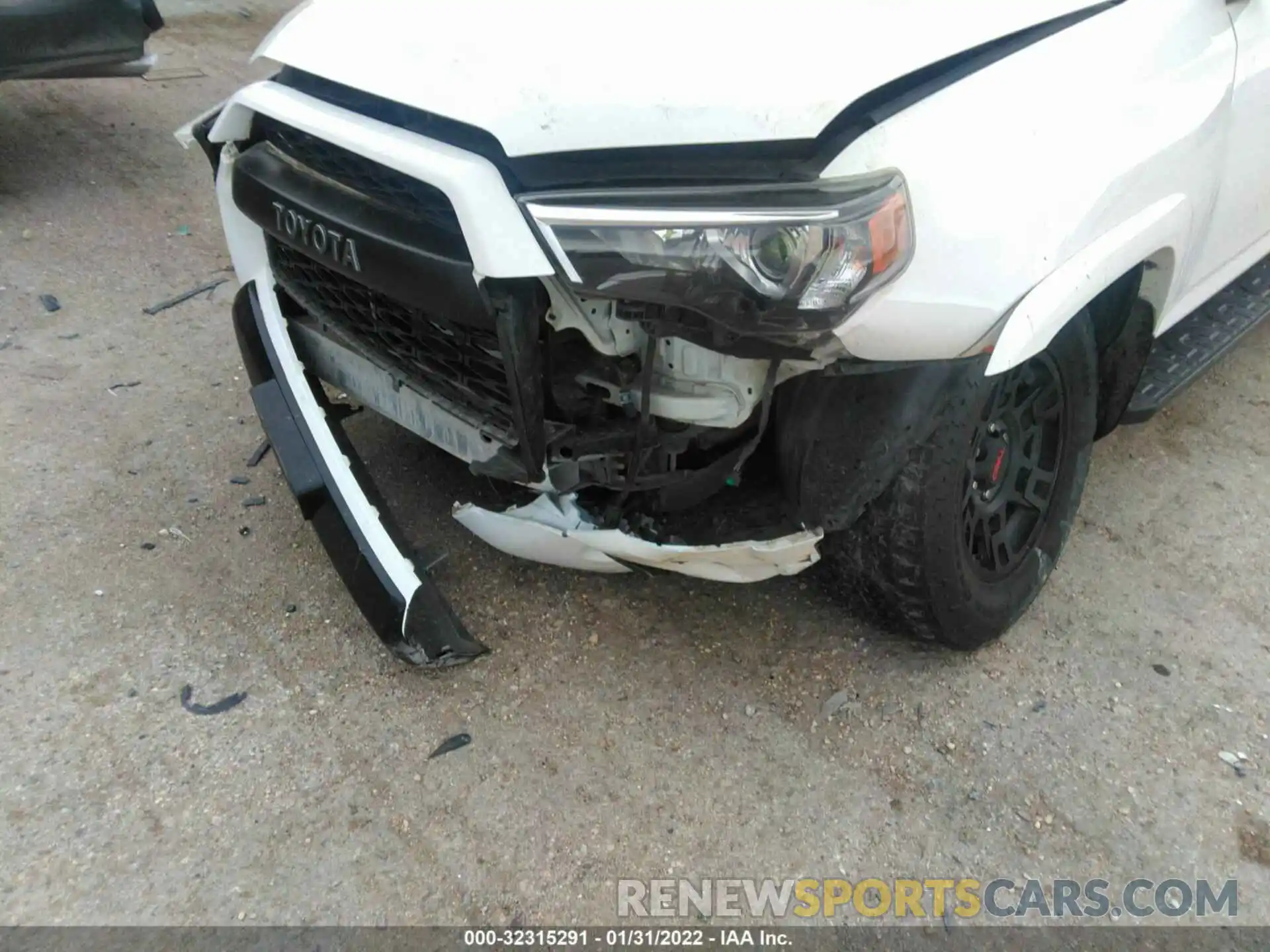 6 Photograph of a damaged car JTEBU5JRXK5627023 TOYOTA 4RUNNER 2019