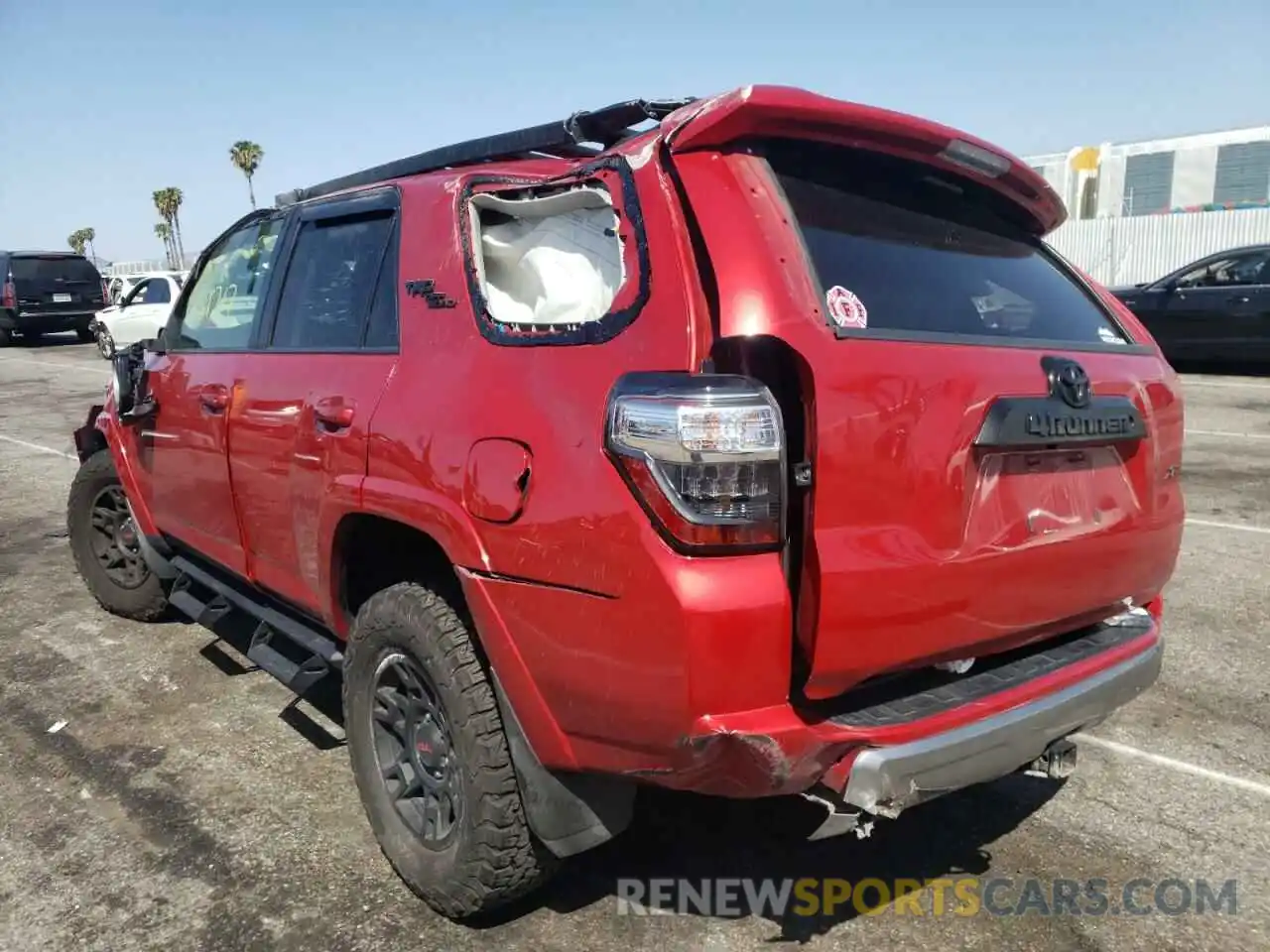 3 Фотография поврежденного автомобиля JTEBU5JRXK5627099 TOYOTA 4RUNNER 2019