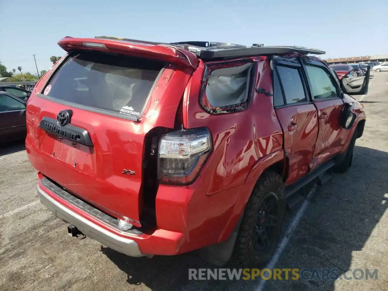 4 Фотография поврежденного автомобиля JTEBU5JRXK5627099 TOYOTA 4RUNNER 2019