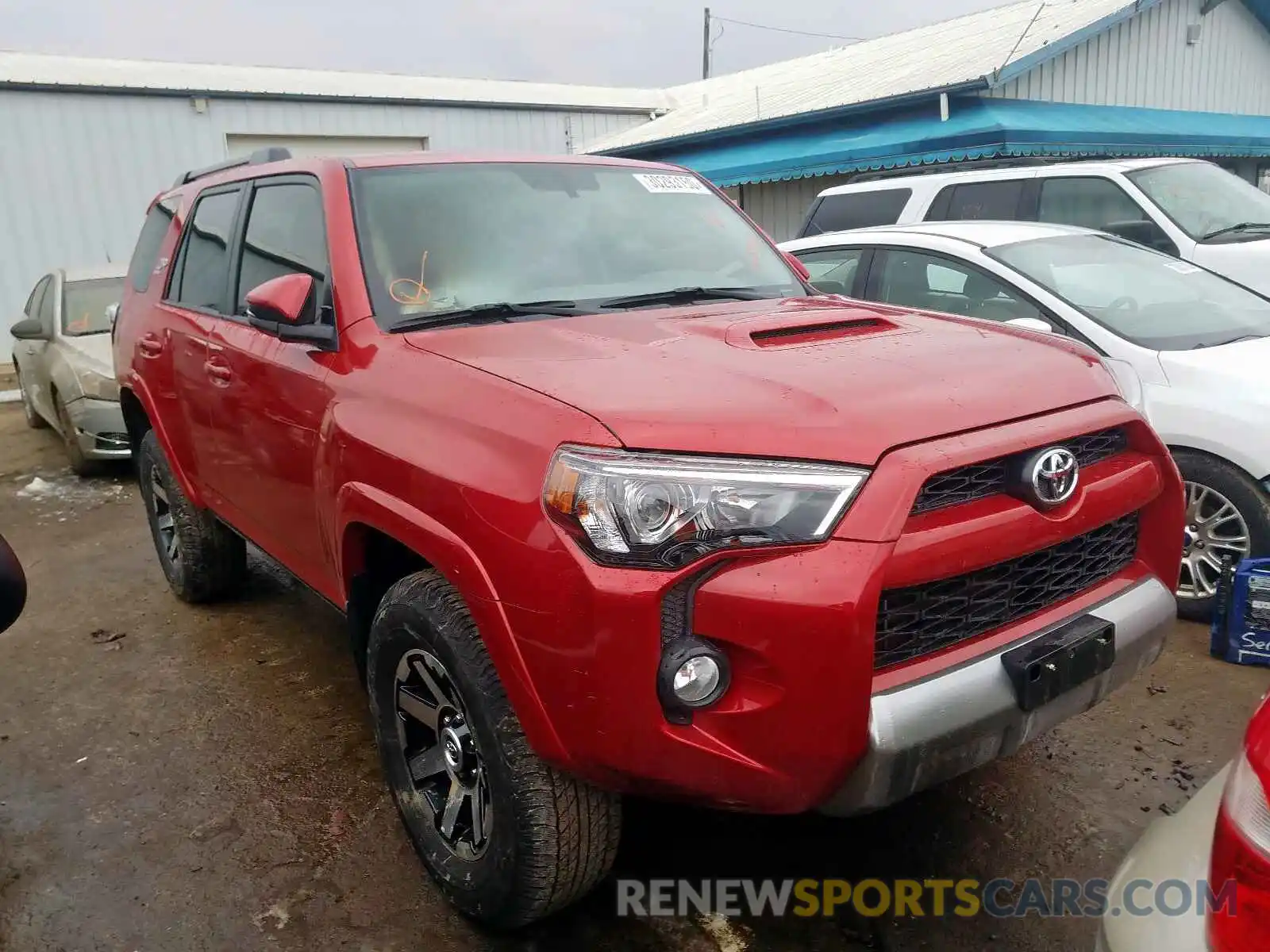 1 Фотография поврежденного автомобиля JTEBU5JRXK5628950 TOYOTA 4RUNNER 2019