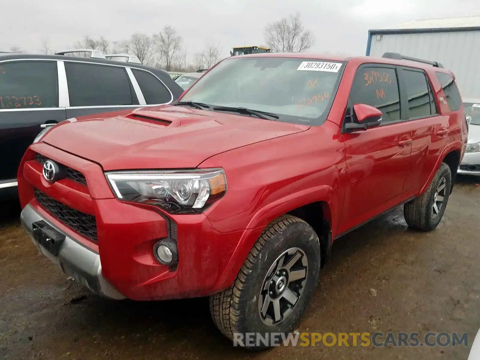 2 Фотография поврежденного автомобиля JTEBU5JRXK5628950 TOYOTA 4RUNNER 2019