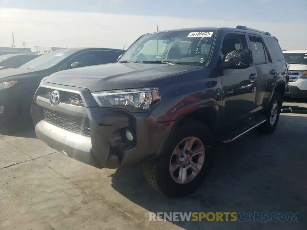 2 Фотография поврежденного автомобиля JTEBU5JRXK5630178 TOYOTA 4RUNNER 2019