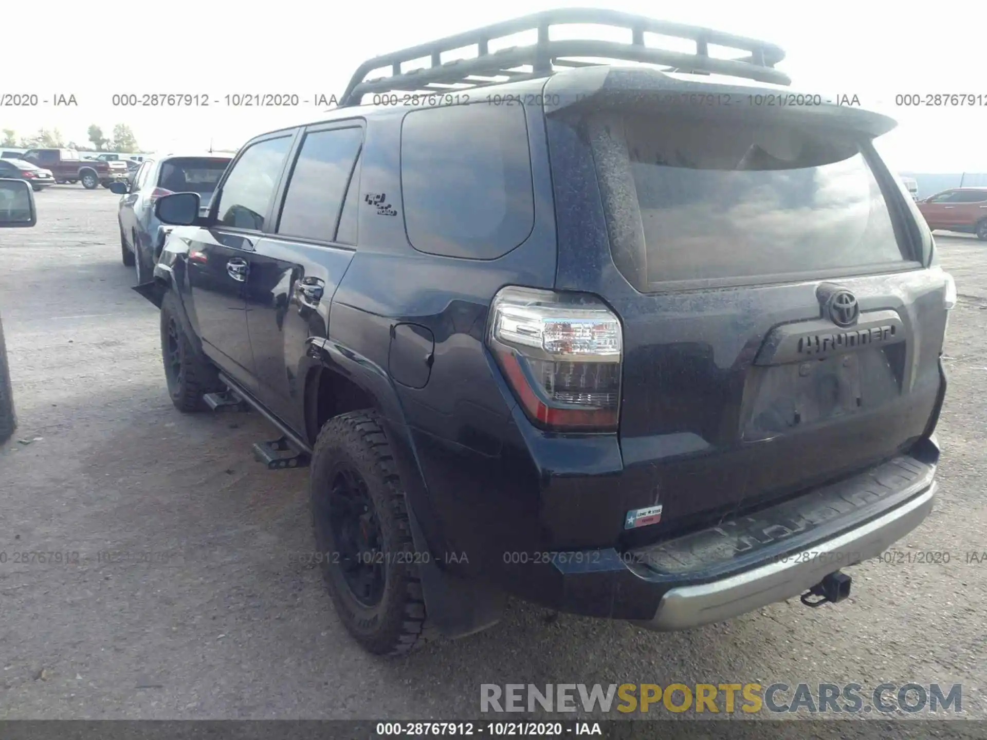 3 Фотография поврежденного автомобиля JTEBU5JRXK5633274 TOYOTA 4RUNNER 2019