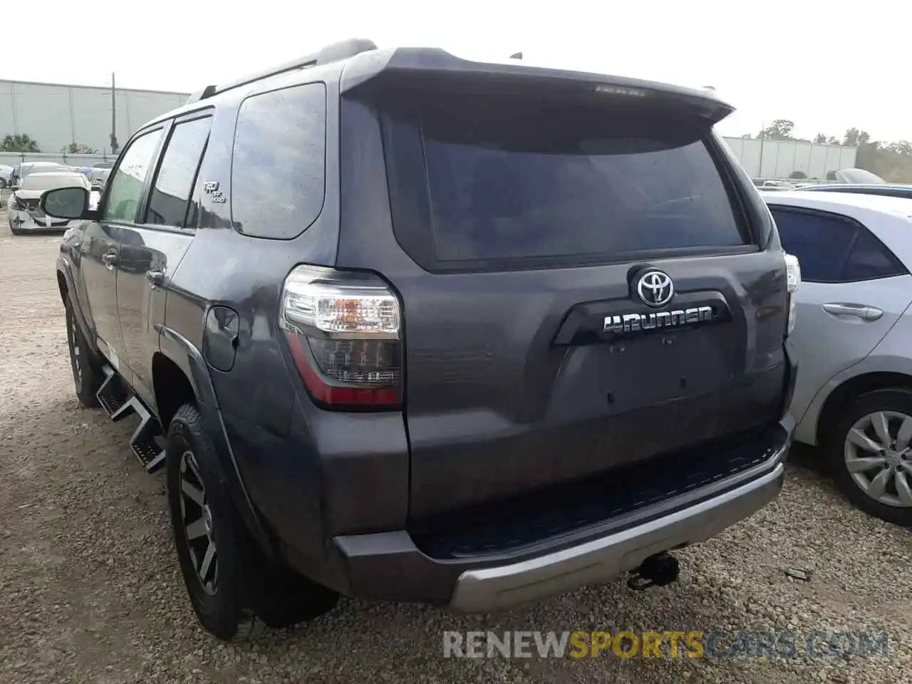 3 Photograph of a damaged car JTEBU5JRXK5638457 TOYOTA 4RUNNER 2019