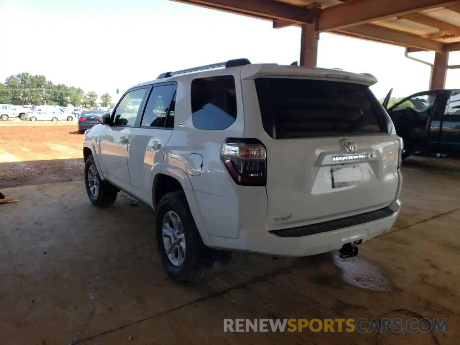 3 Photograph of a damaged car JTEBU5JRXK5639091 TOYOTA 4RUNNER 2019