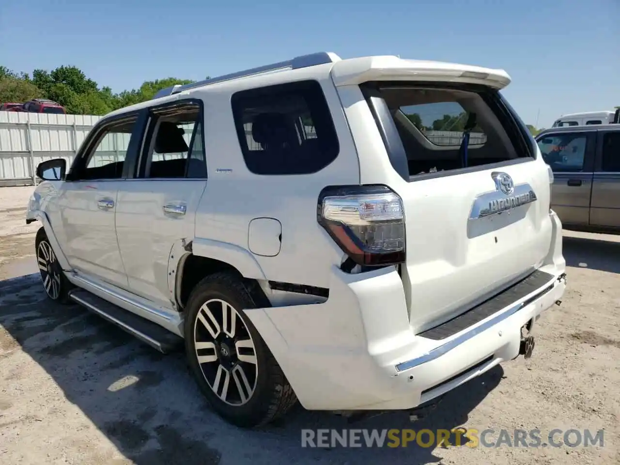 3 Фотография поврежденного автомобиля JTEBU5JRXK5640225 TOYOTA 4RUNNER 2019