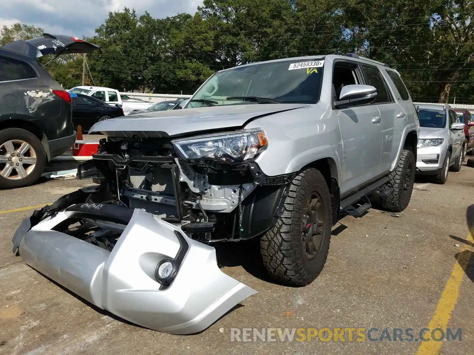 2 Photograph of a damaged car JTEBU5JRXK5640841 TOYOTA 4RUNNER 2019