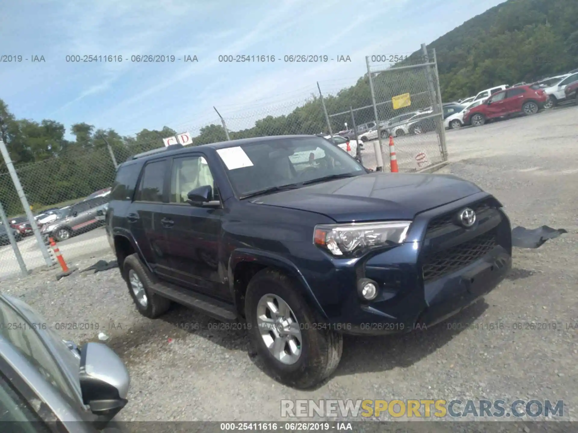 1 Photograph of a damaged car JTEBU5JRXK5645389 TOYOTA 4RUNNER 2019