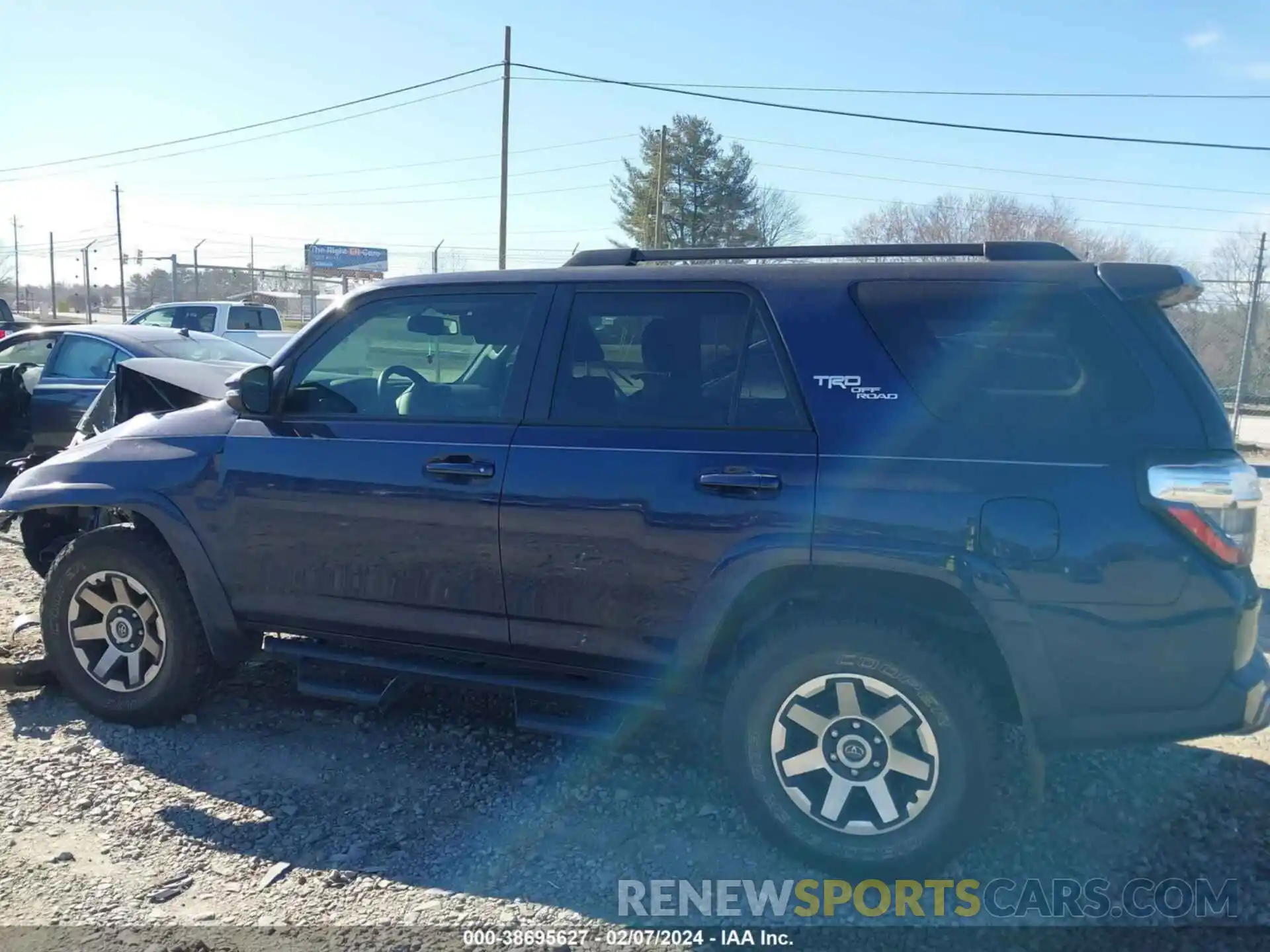 14 Photograph of a damaged car JTEBU5JRXK5645683 TOYOTA 4RUNNER 2019