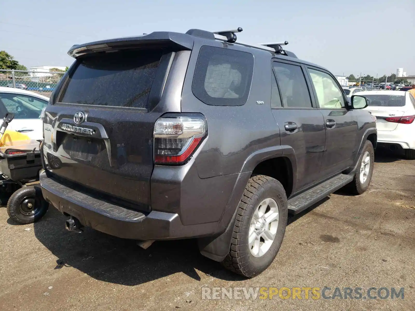 4 Фотография поврежденного автомобиля JTEBU5JRXK5647630 TOYOTA 4RUNNER 2019