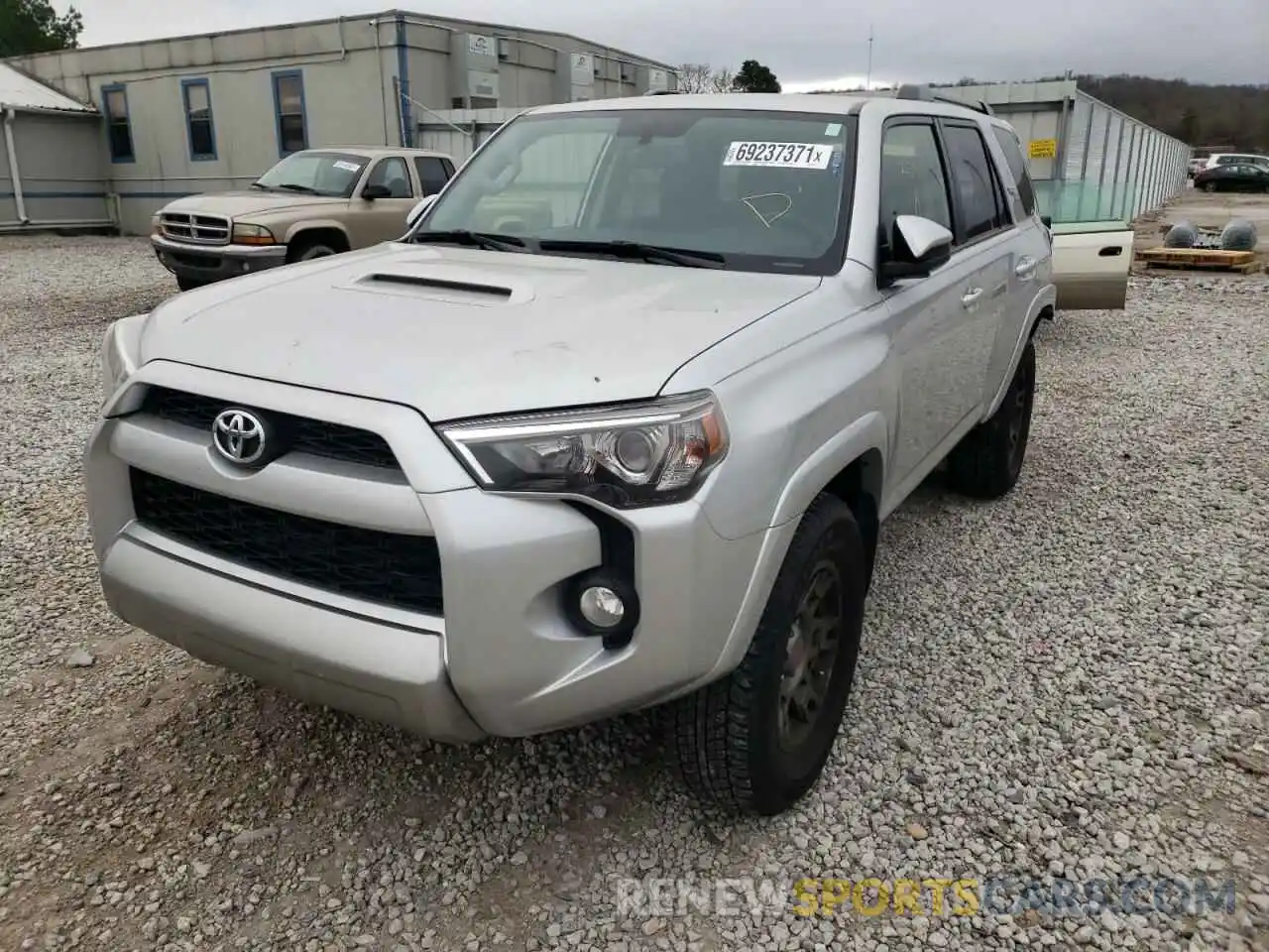 2 Photograph of a damaged car JTEBU5JRXK5649720 TOYOTA 4RUNNER 2019