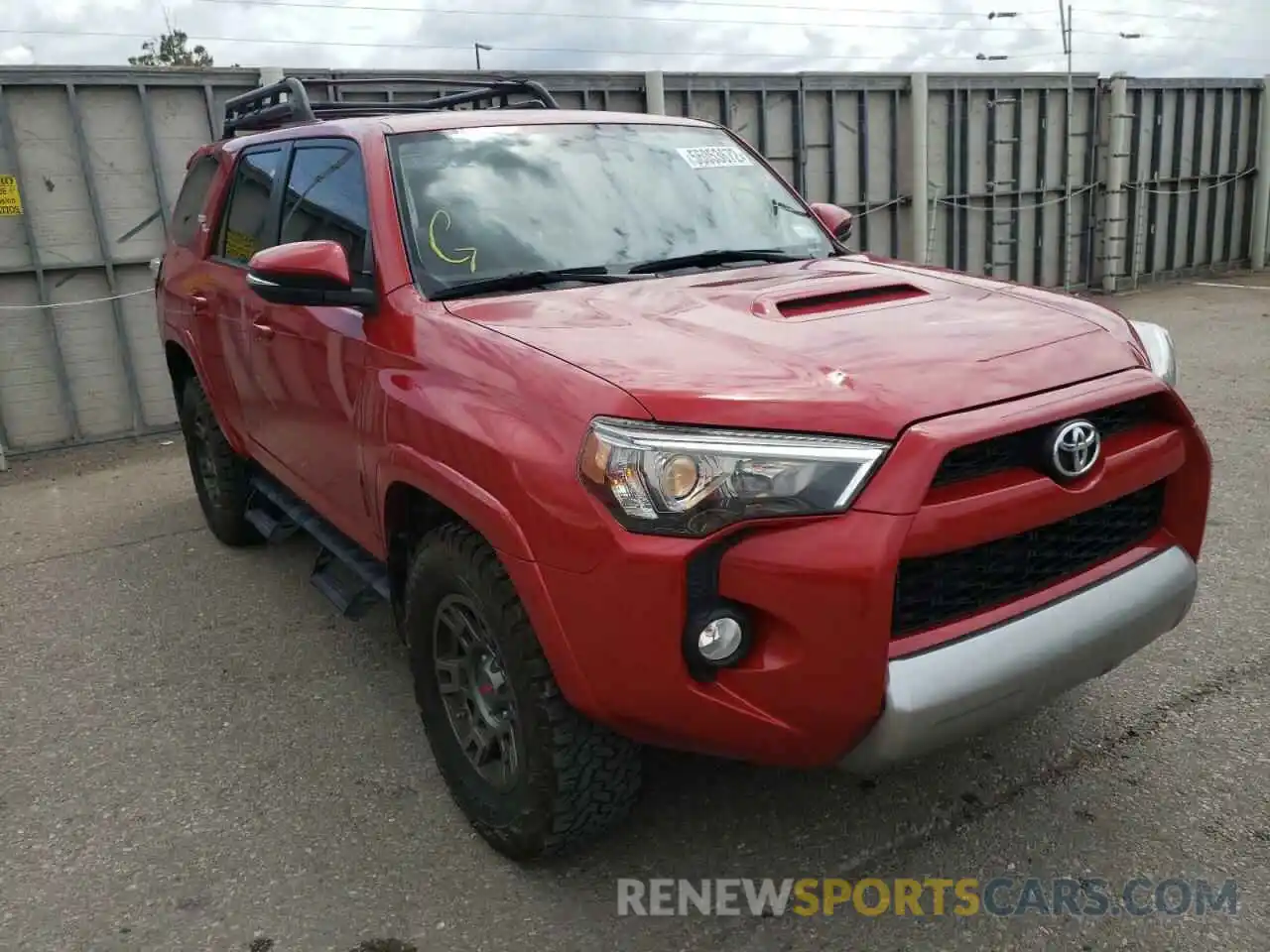 1 Photograph of a damaged car JTEBU5JRXK5652309 TOYOTA 4RUNNER 2019