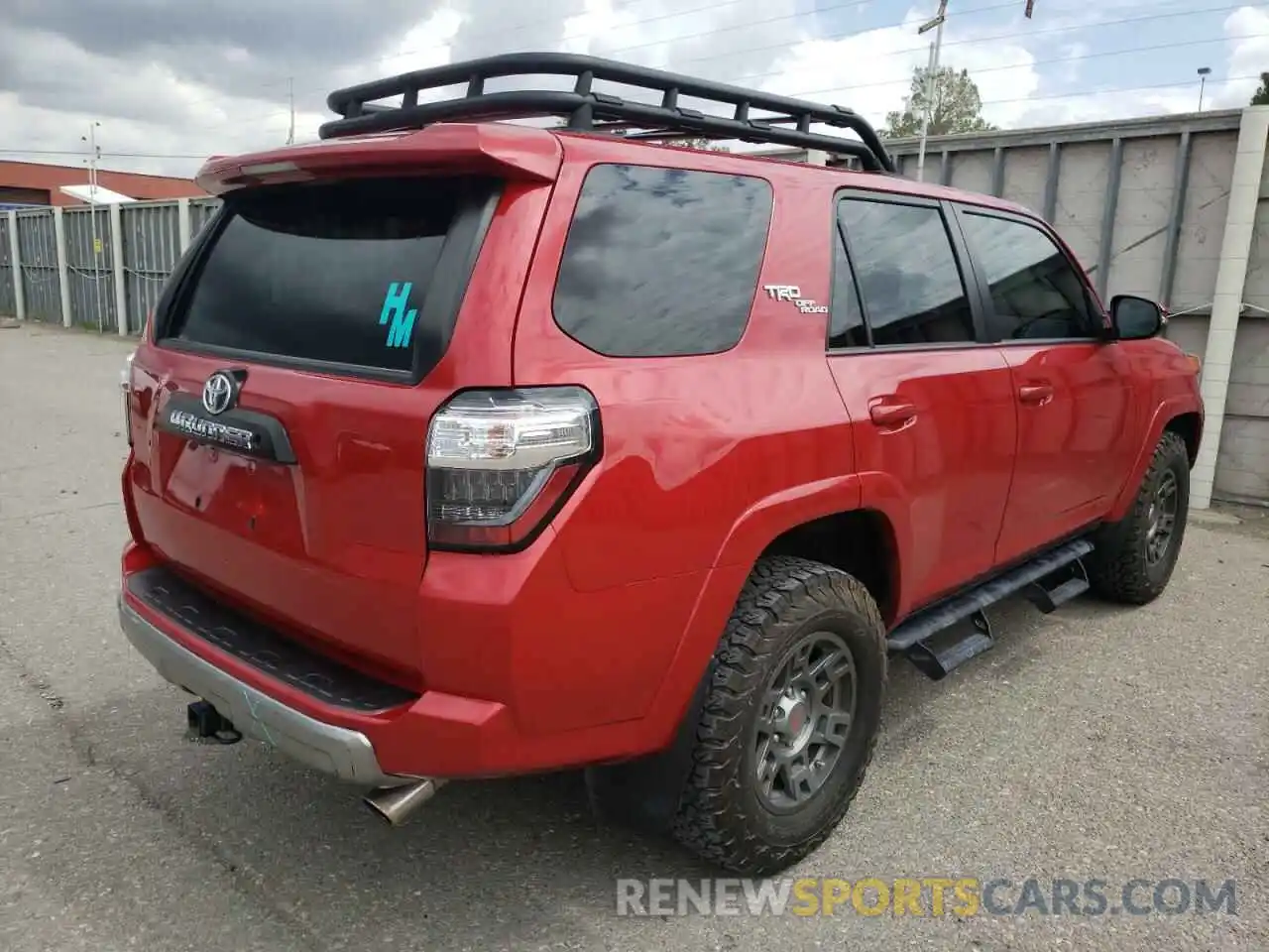 4 Photograph of a damaged car JTEBU5JRXK5652309 TOYOTA 4RUNNER 2019