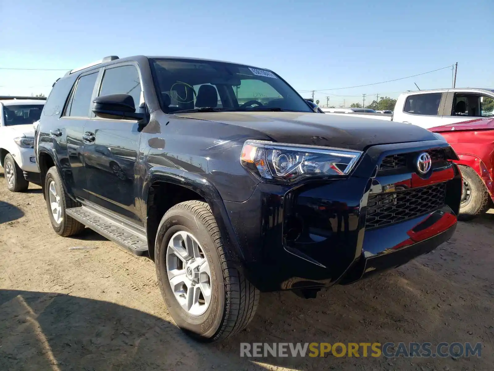 1 Photograph of a damaged car JTEBU5JRXK5653976 TOYOTA 4RUNNER 2019