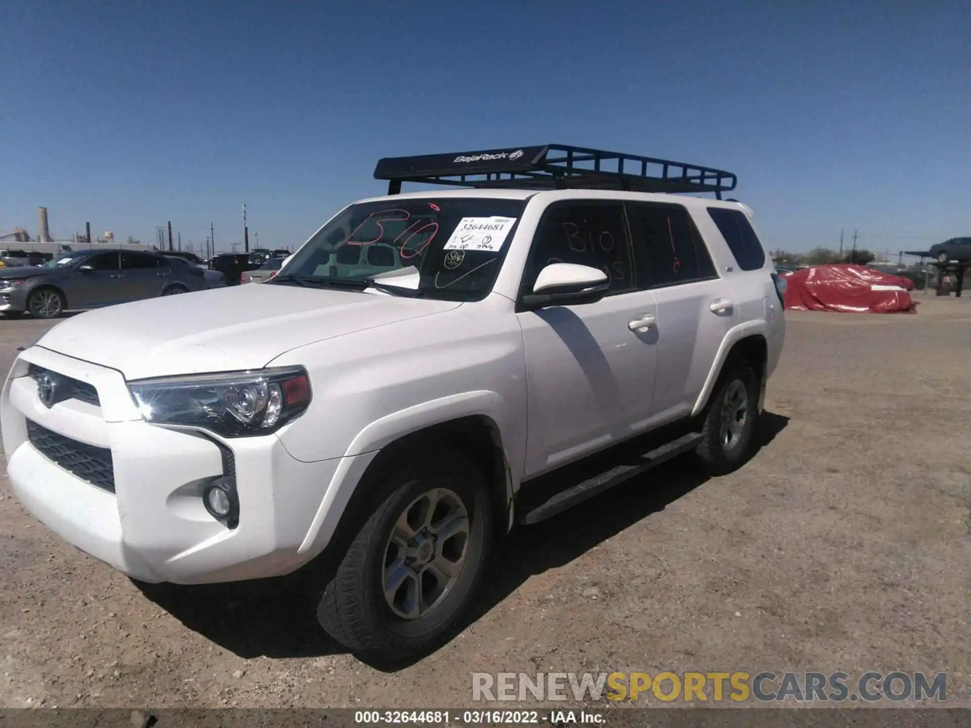 2 Фотография поврежденного автомобиля JTEBU5JRXK5660264 TOYOTA 4RUNNER 2019