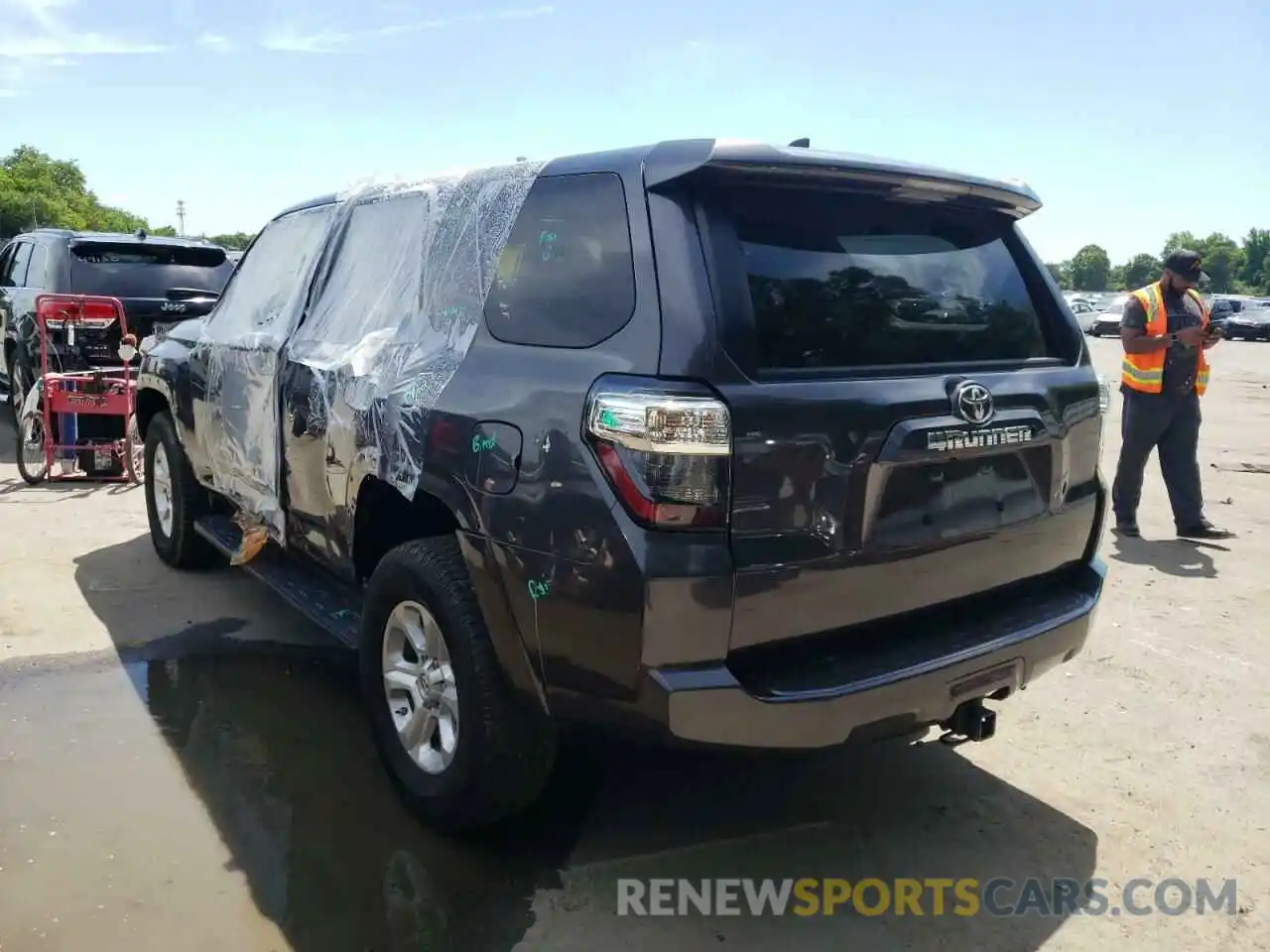 3 Photograph of a damaged car JTEBU5JRXK5662127 TOYOTA 4RUNNER 2019