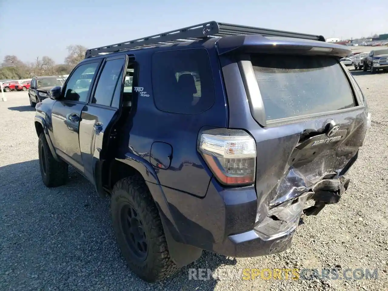 3 Фотография поврежденного автомобиля JTEBU5JRXK5665058 TOYOTA 4RUNNER 2019