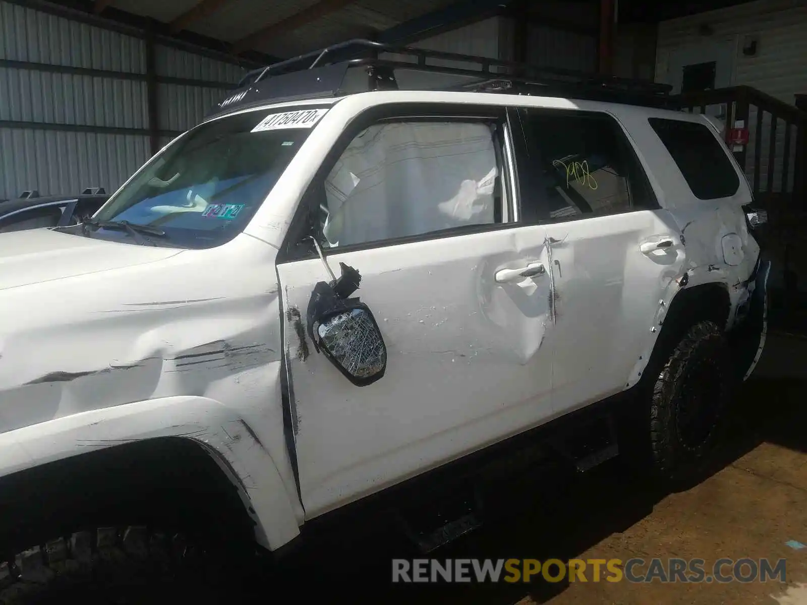 9 Photograph of a damaged car JTEBU5JRXK5665965 TOYOTA 4RUNNER 2019