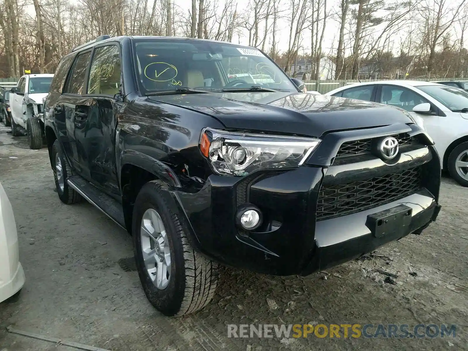 1 Photograph of a damaged car JTEBU5JRXK5667604 TOYOTA 4RUNNER 2019