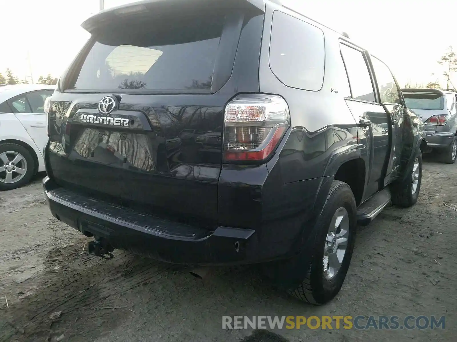 4 Photograph of a damaged car JTEBU5JRXK5667604 TOYOTA 4RUNNER 2019