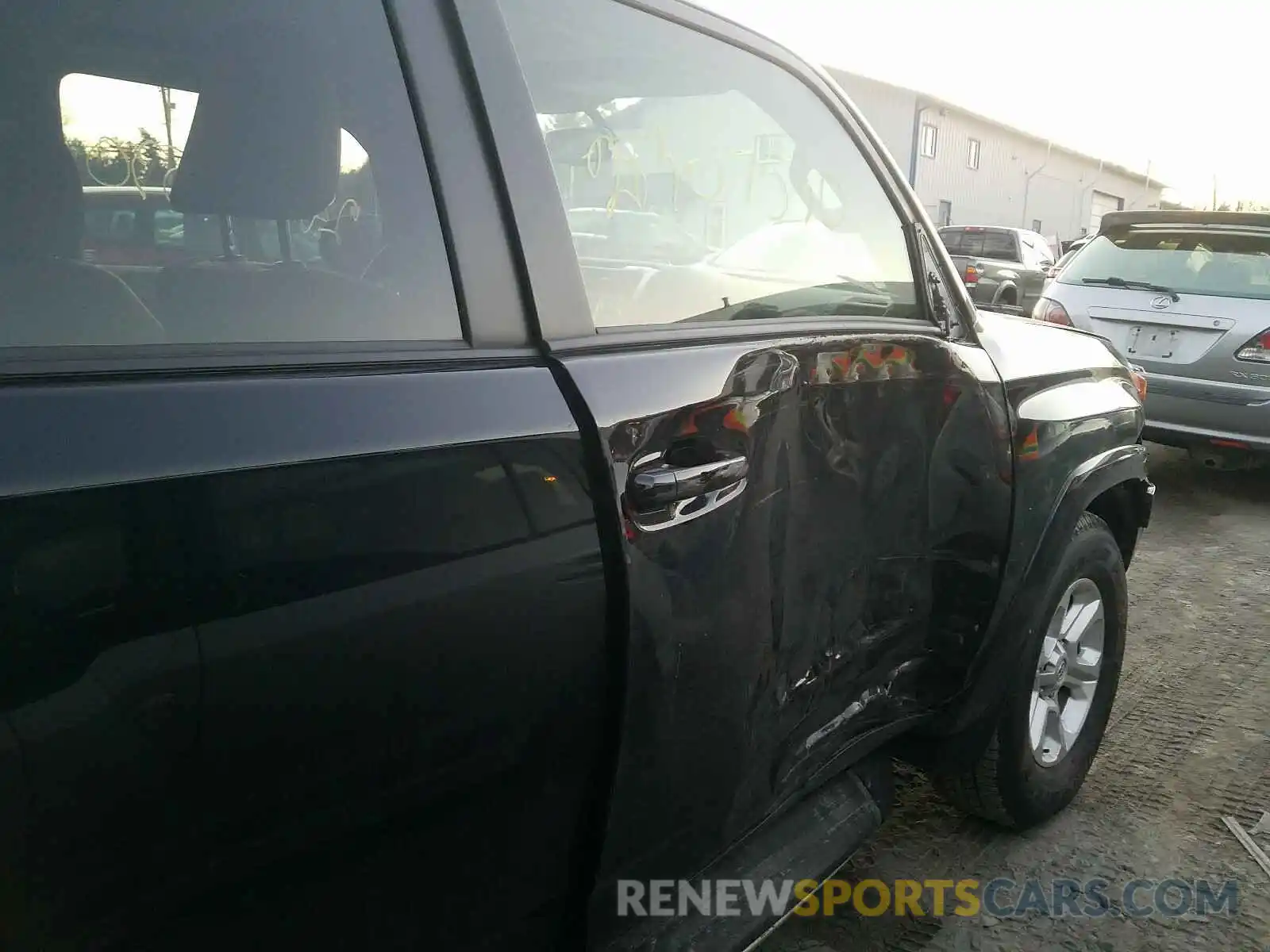 9 Photograph of a damaged car JTEBU5JRXK5667604 TOYOTA 4RUNNER 2019