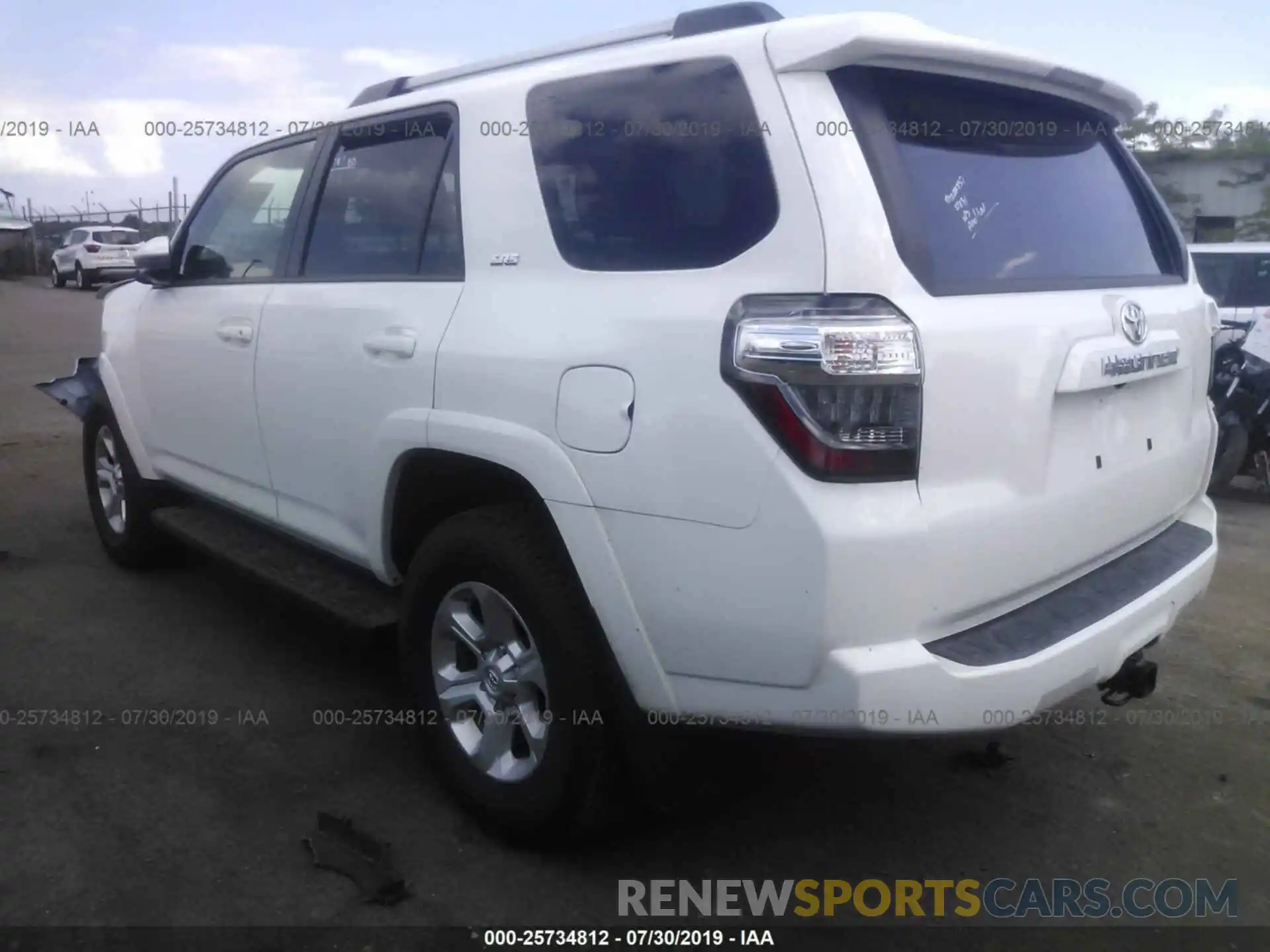 3 Photograph of a damaged car JTEBU5JRXK5669451 TOYOTA 4RUNNER 2019