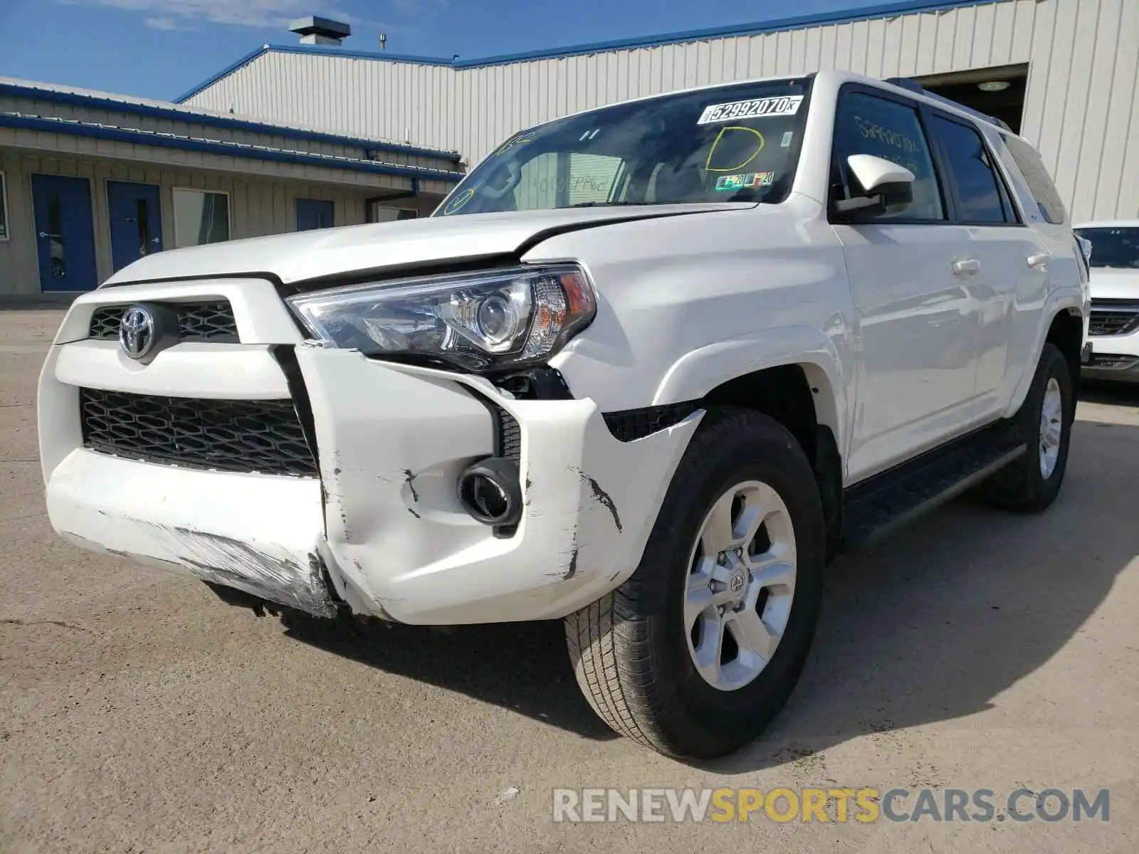 2 Фотография поврежденного автомобиля JTEBU5JRXK5669501 TOYOTA 4RUNNER 2019