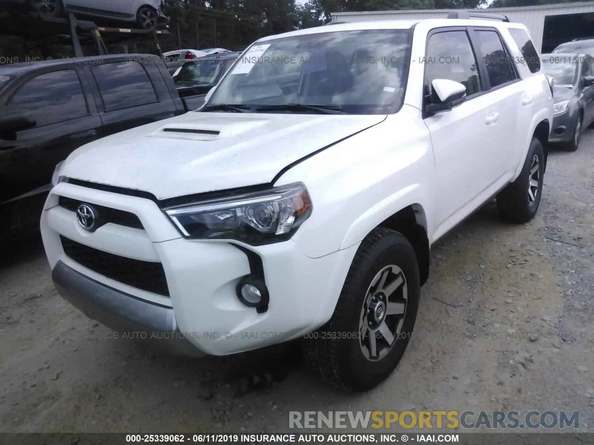 2 Photograph of a damaged car JTEBU5JRXK5669949 TOYOTA 4RUNNER 2019