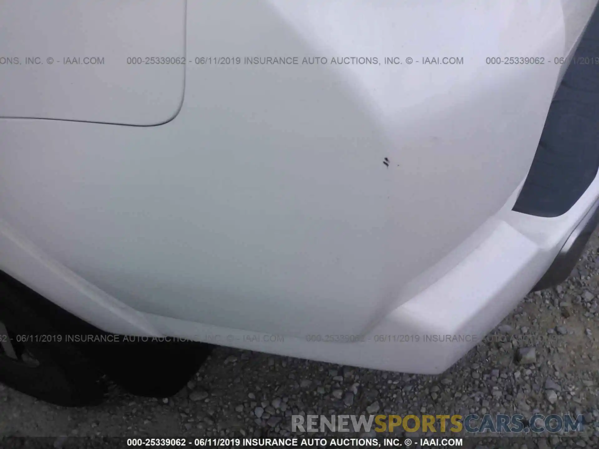 6 Photograph of a damaged car JTEBU5JRXK5669949 TOYOTA 4RUNNER 2019