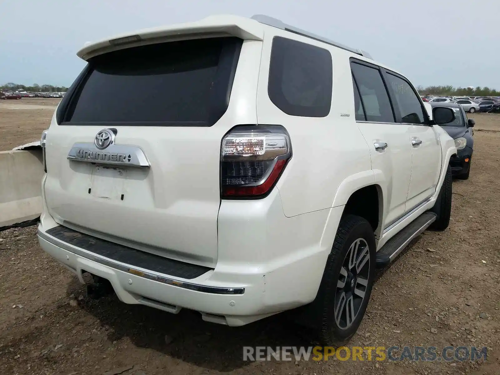 4 Photograph of a damaged car JTEBU5JRXK5671328 TOYOTA 4RUNNER 2019