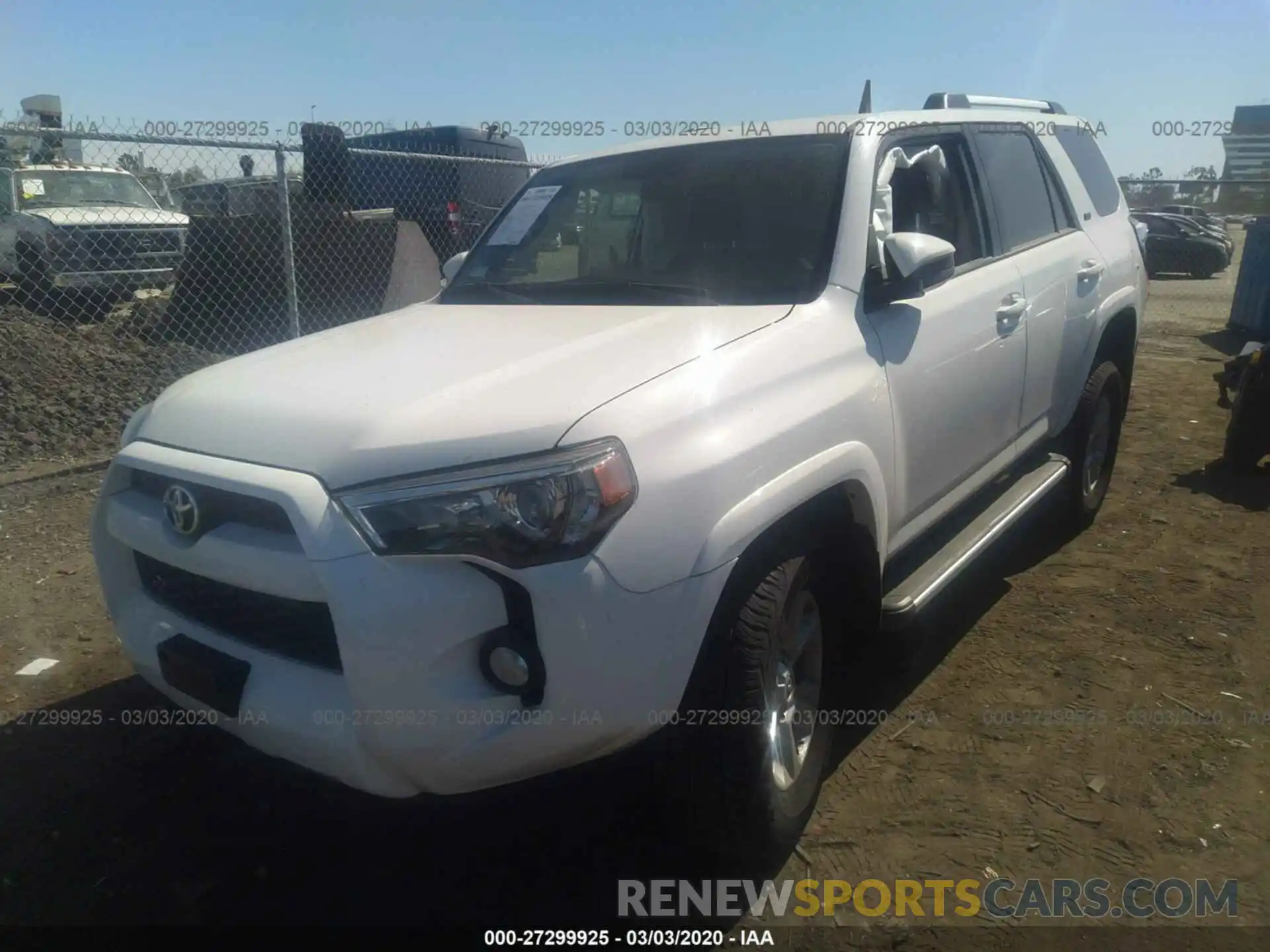 2 Фотография поврежденного автомобиля JTEBU5JRXK5671829 TOYOTA 4RUNNER 2019