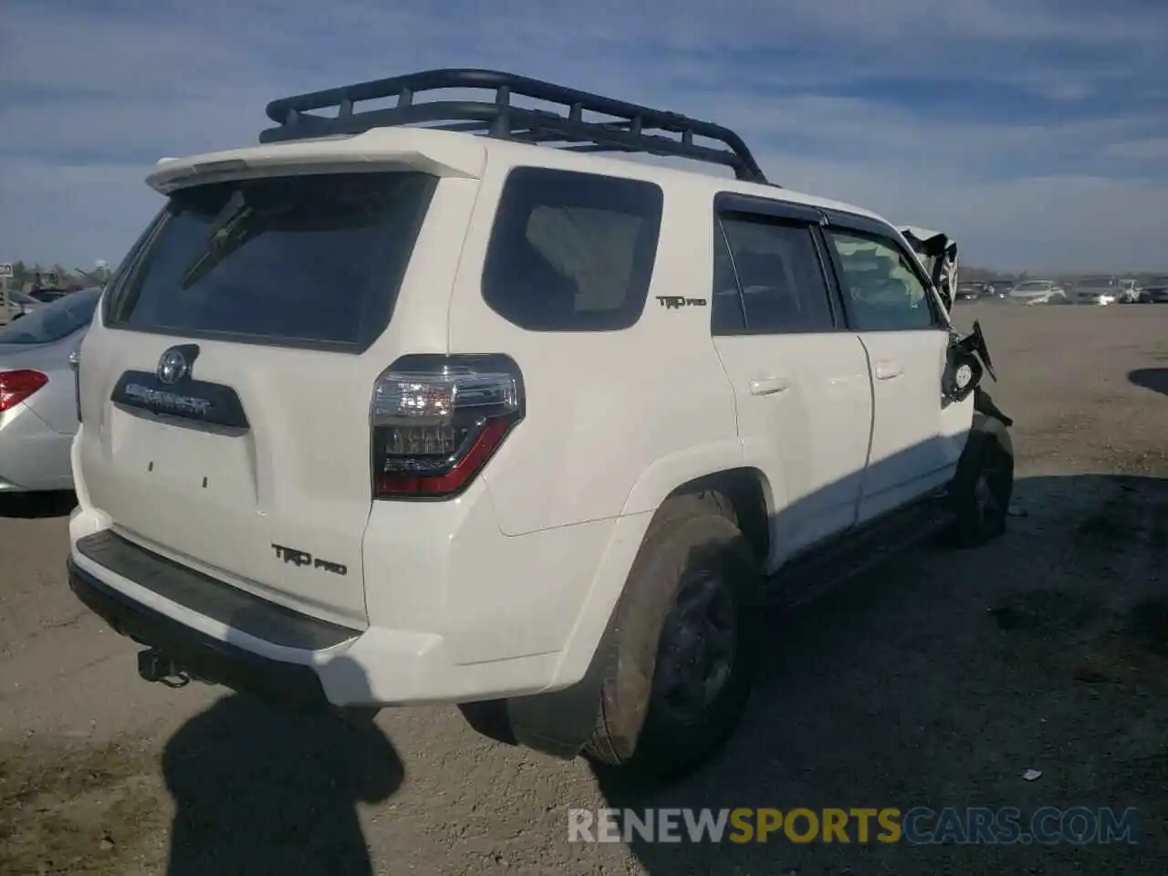 4 Фотография поврежденного автомобиля JTEBU5JRXK5671927 TOYOTA 4RUNNER 2019