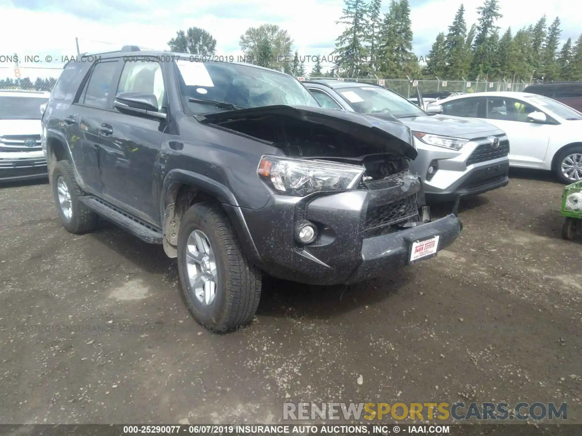 1 Photograph of a damaged car JTEBU5JRXK5672091 TOYOTA 4RUNNER 2019