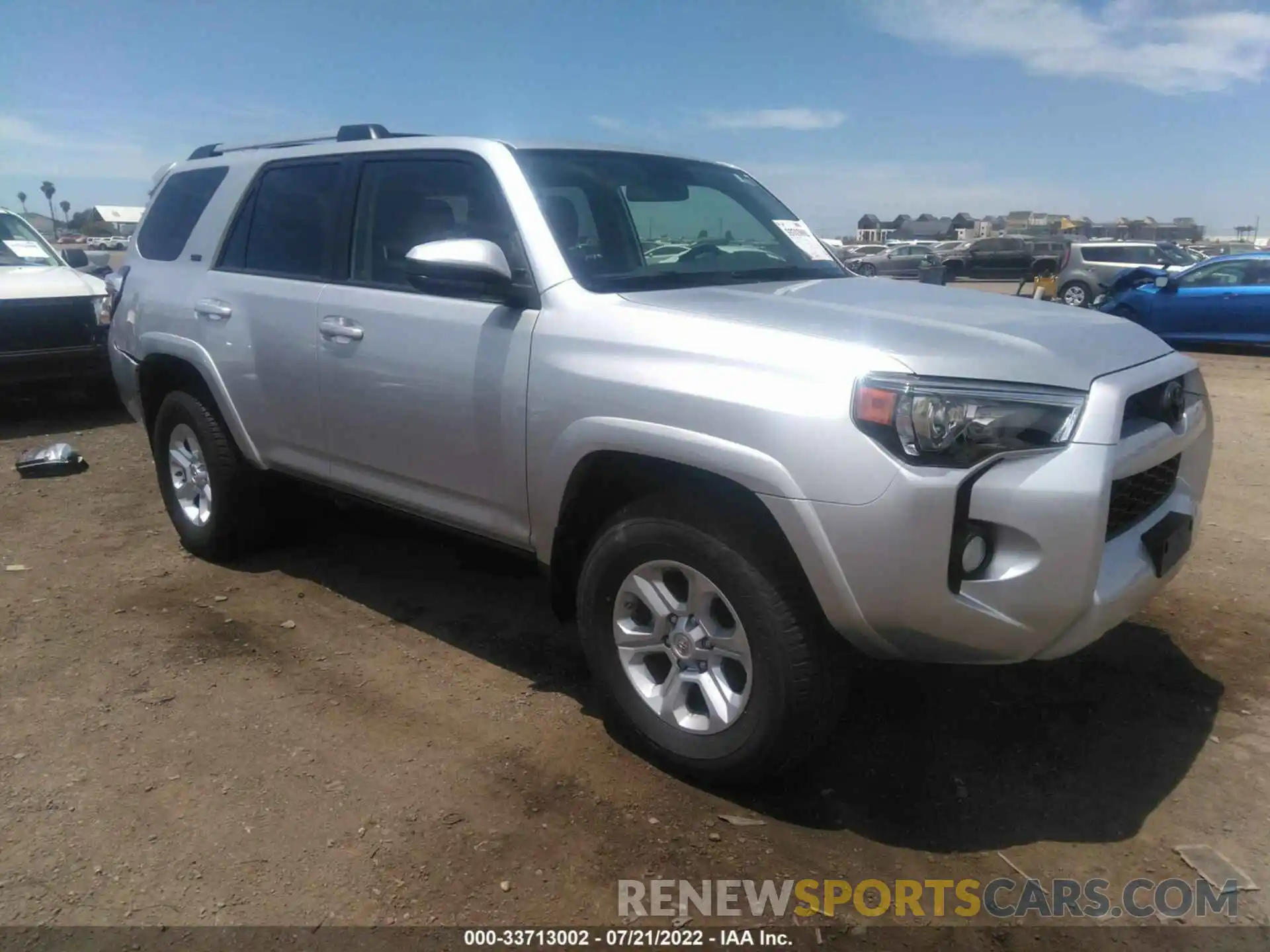 1 Photograph of a damaged car JTEBU5JRXK5673502 TOYOTA 4RUNNER 2019