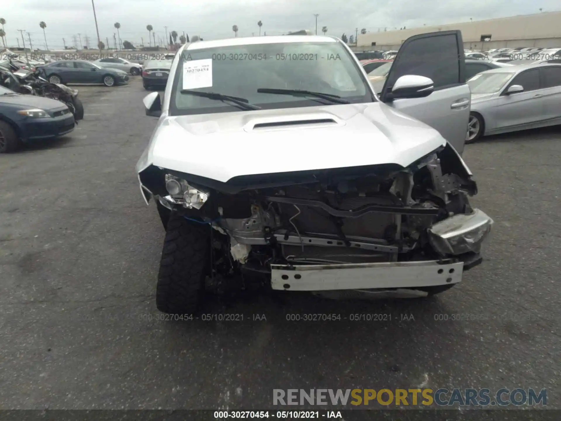 6 Photograph of a damaged car JTEBU5JRXK5677209 TOYOTA 4RUNNER 2019