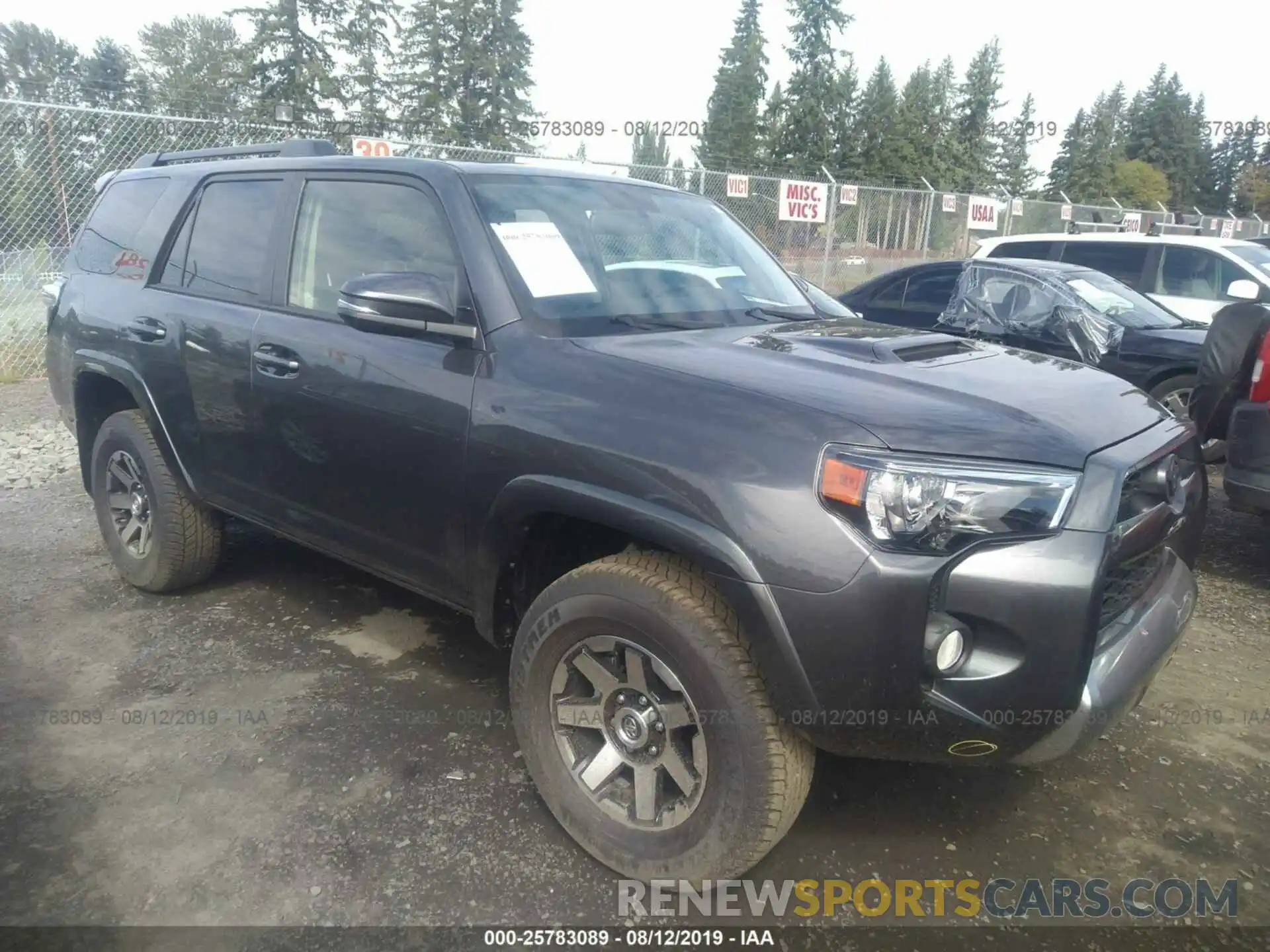 1 Photograph of a damaged car JTEBU5JRXK5680997 TOYOTA 4RUNNER 2019