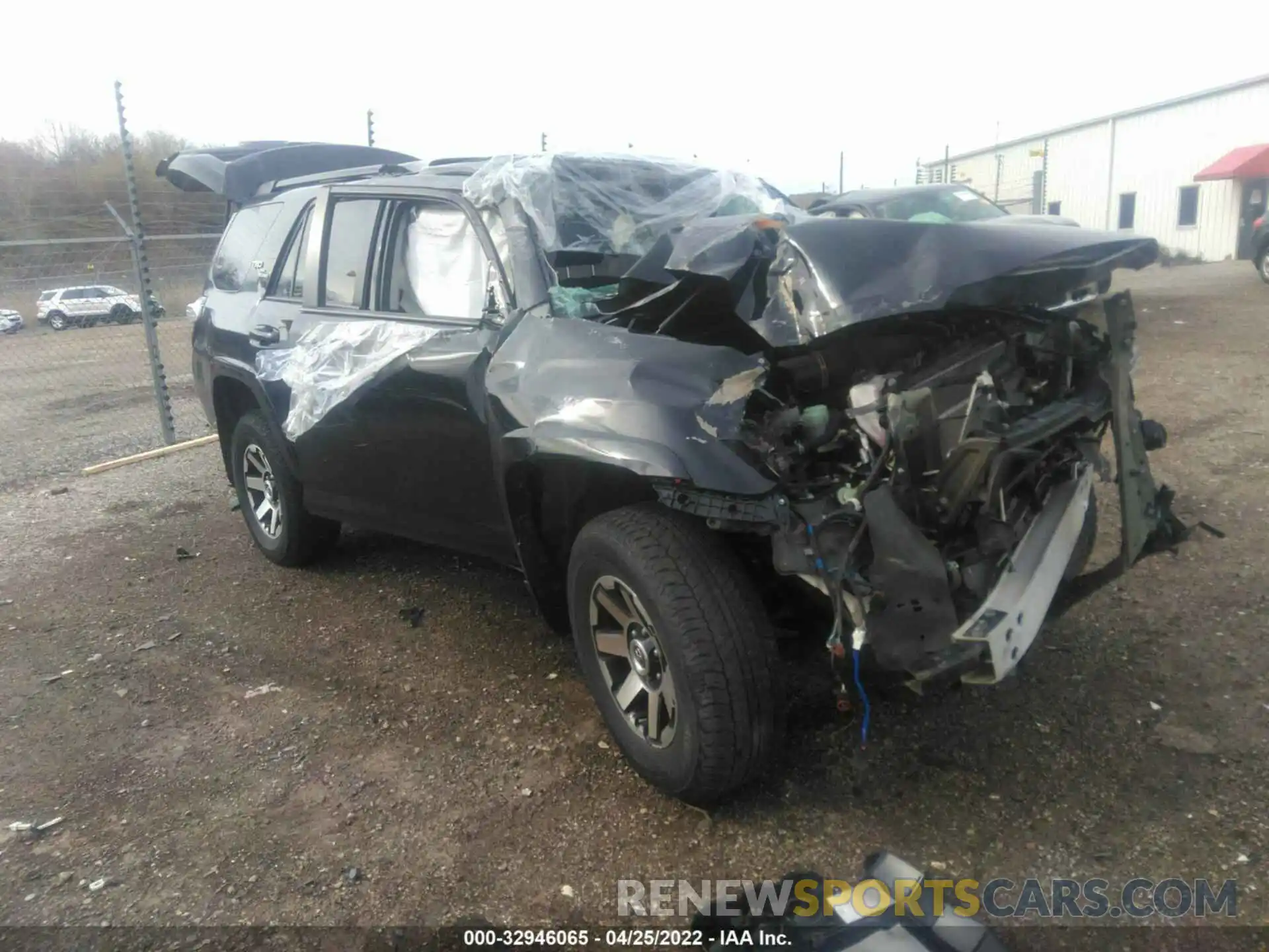 1 Photograph of a damaged car JTEBU5JRXK5681809 TOYOTA 4RUNNER 2019