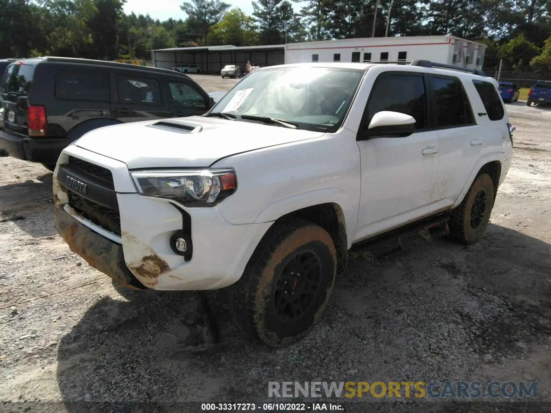 2 Photograph of a damaged car JTEBU5JRXK5682250 TOYOTA 4RUNNER 2019