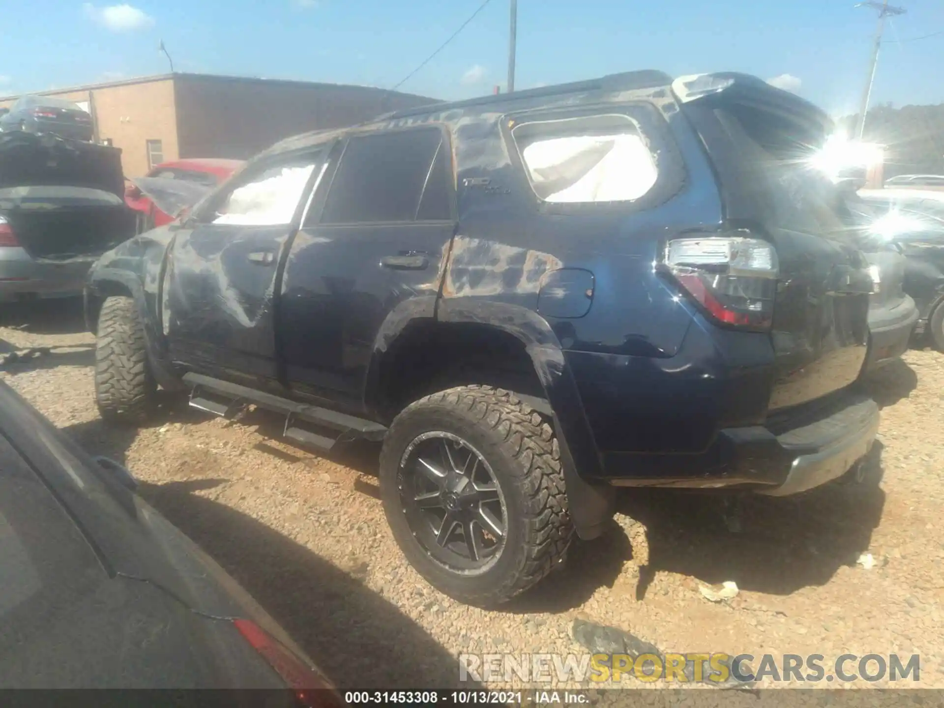 3 Photograph of a damaged car JTEBU5JRXK5682877 TOYOTA 4RUNNER 2019