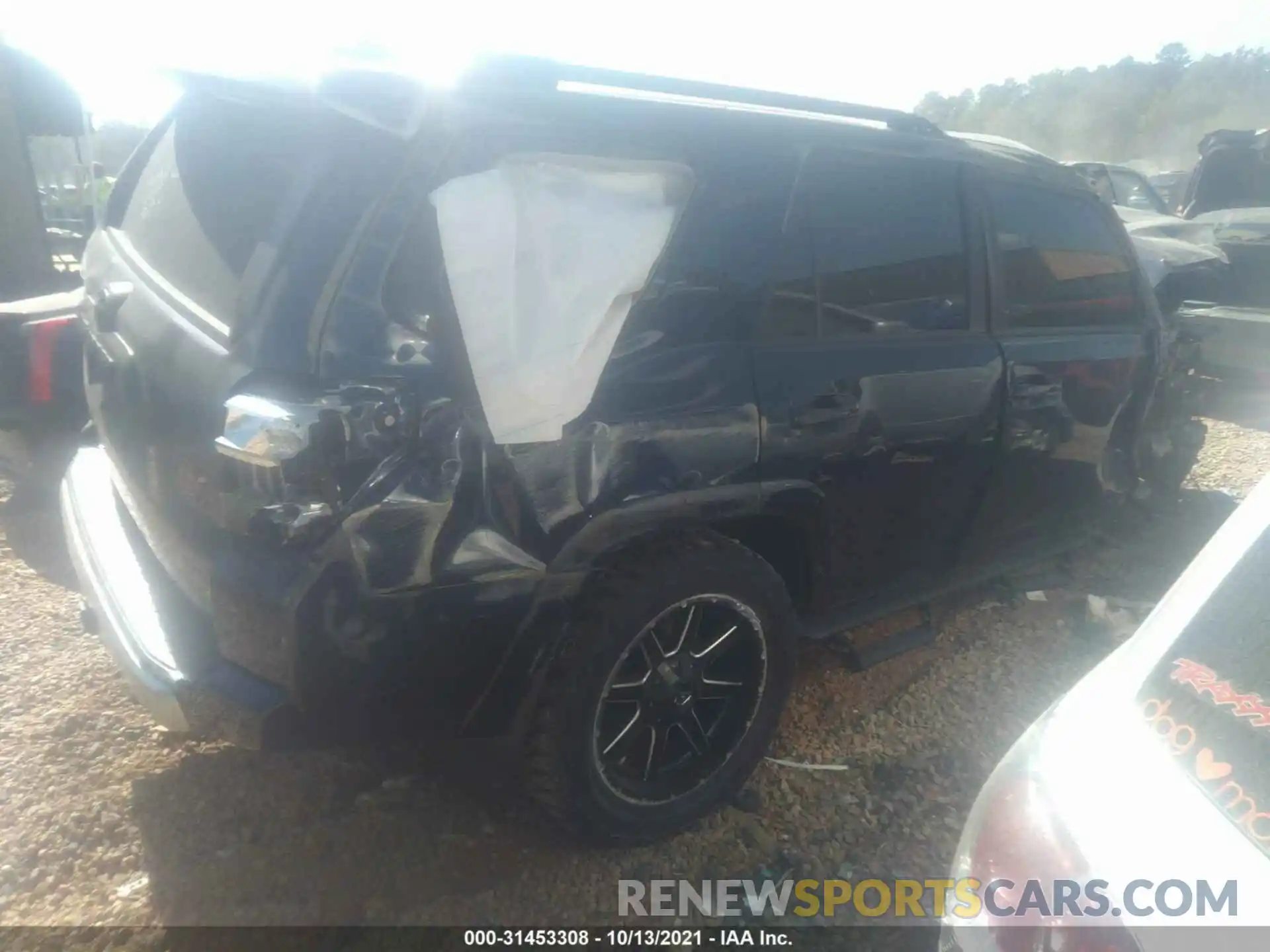 4 Photograph of a damaged car JTEBU5JRXK5682877 TOYOTA 4RUNNER 2019