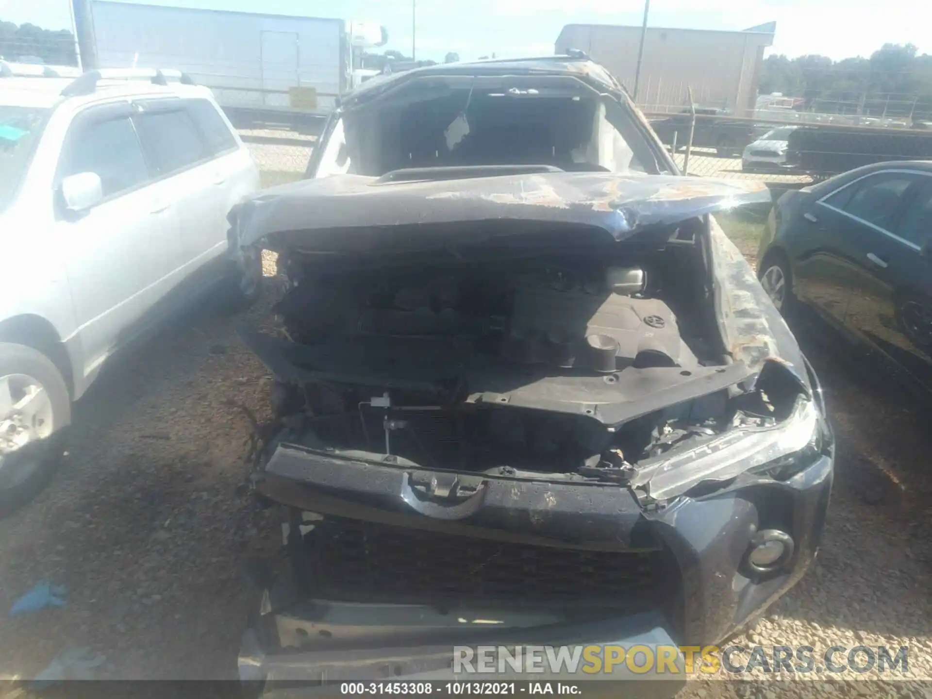 6 Photograph of a damaged car JTEBU5JRXK5682877 TOYOTA 4RUNNER 2019