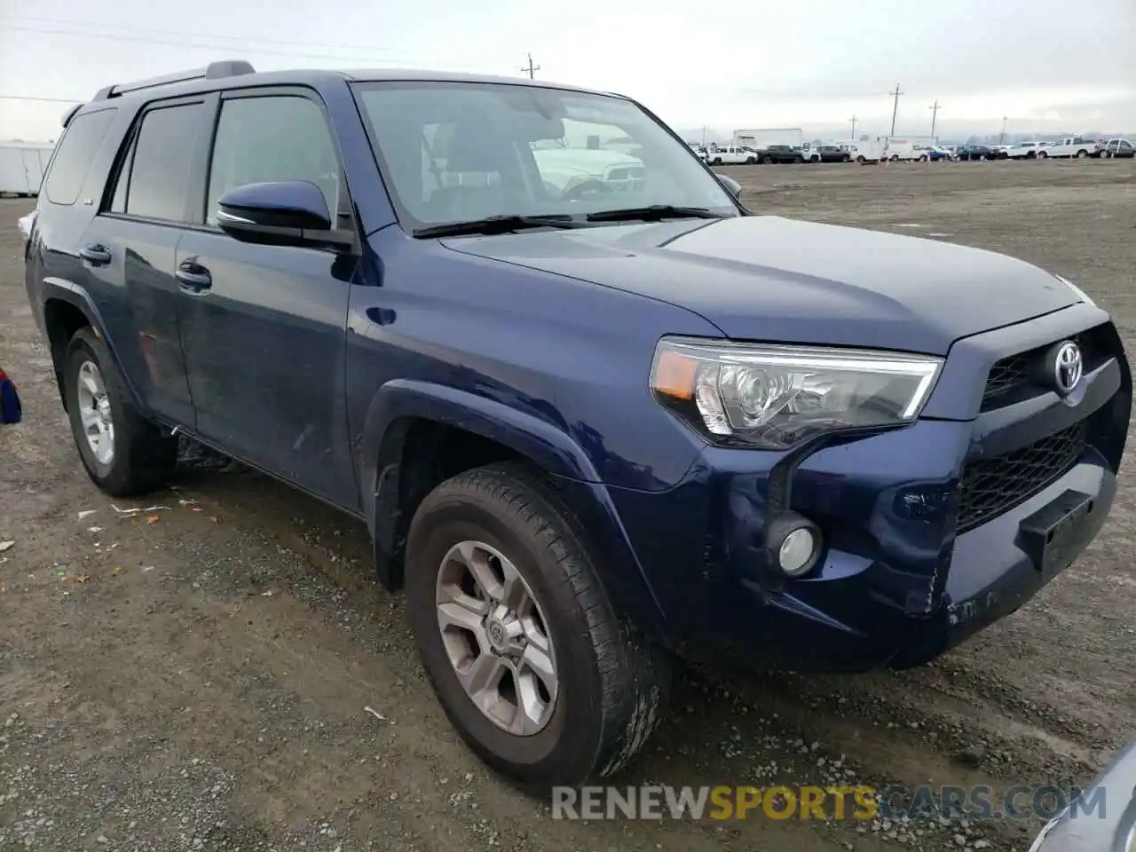 4 Фотография поврежденного автомобиля JTEBU5JRXK5684757 TOYOTA 4RUNNER 2019