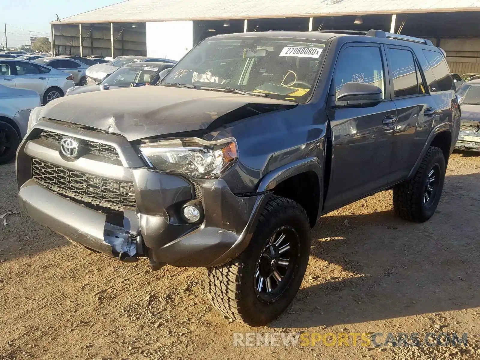 2 Фотография поврежденного автомобиля JTEBU5JRXK5685357 TOYOTA 4RUNNER 2019