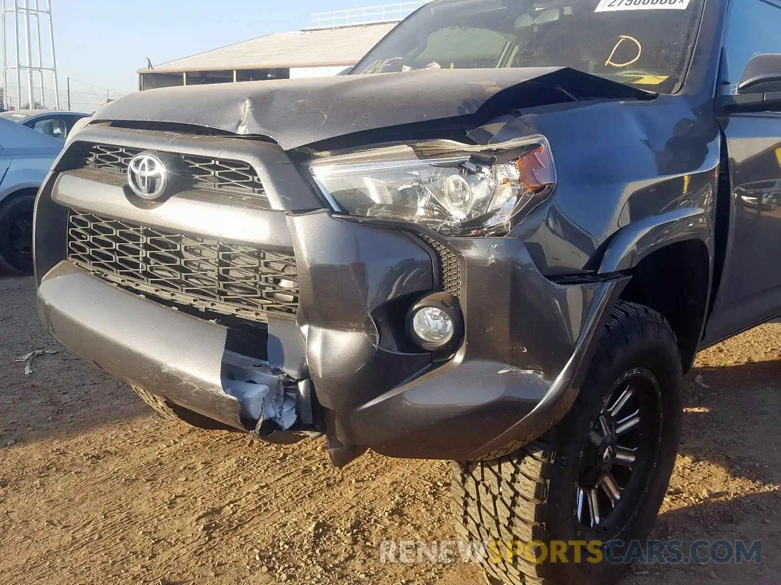 9 Фотография поврежденного автомобиля JTEBU5JRXK5685357 TOYOTA 4RUNNER 2019